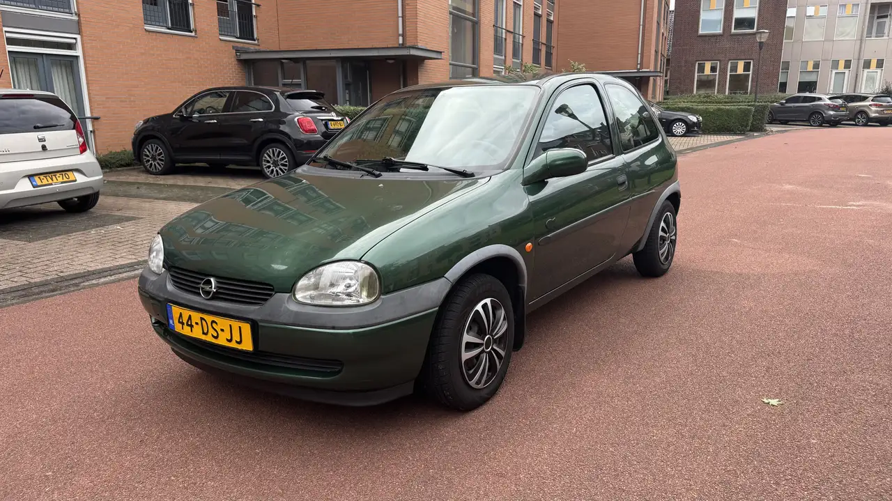 Opel Corsa 1.2i-16V Strada Cool, foto 2