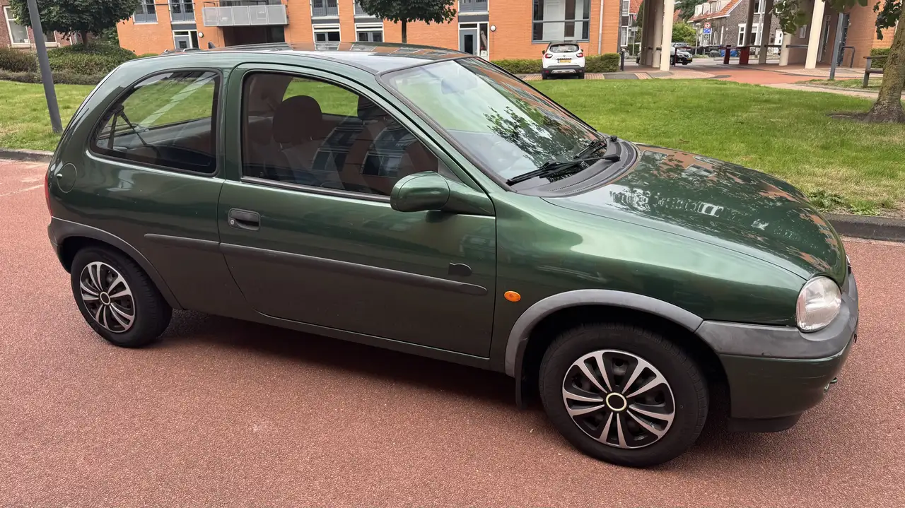 Opel Corsa 1.2i-16V Strada Cool, foto 4