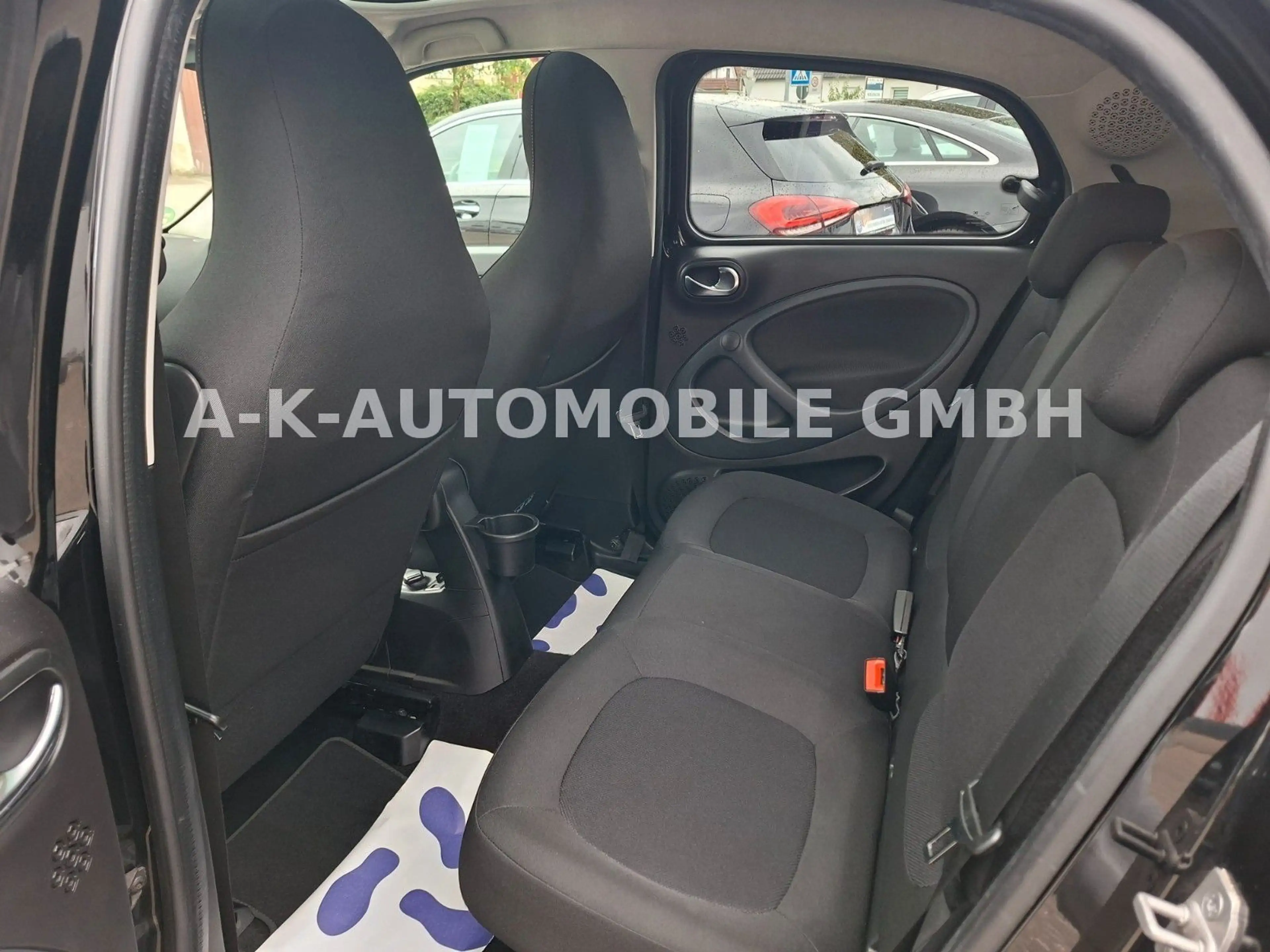 smart forFour Crosstown Edition Automatik — photo 14
