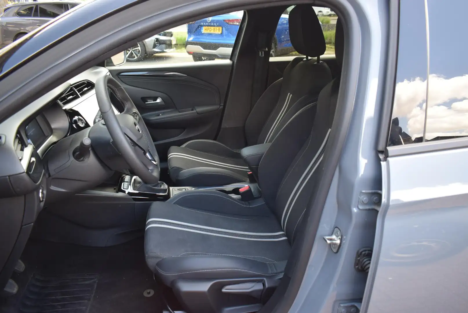 Opel Corsa 1.2 Turbo GS Cruise Control, Navi, Airco, Camera, Gris - 2