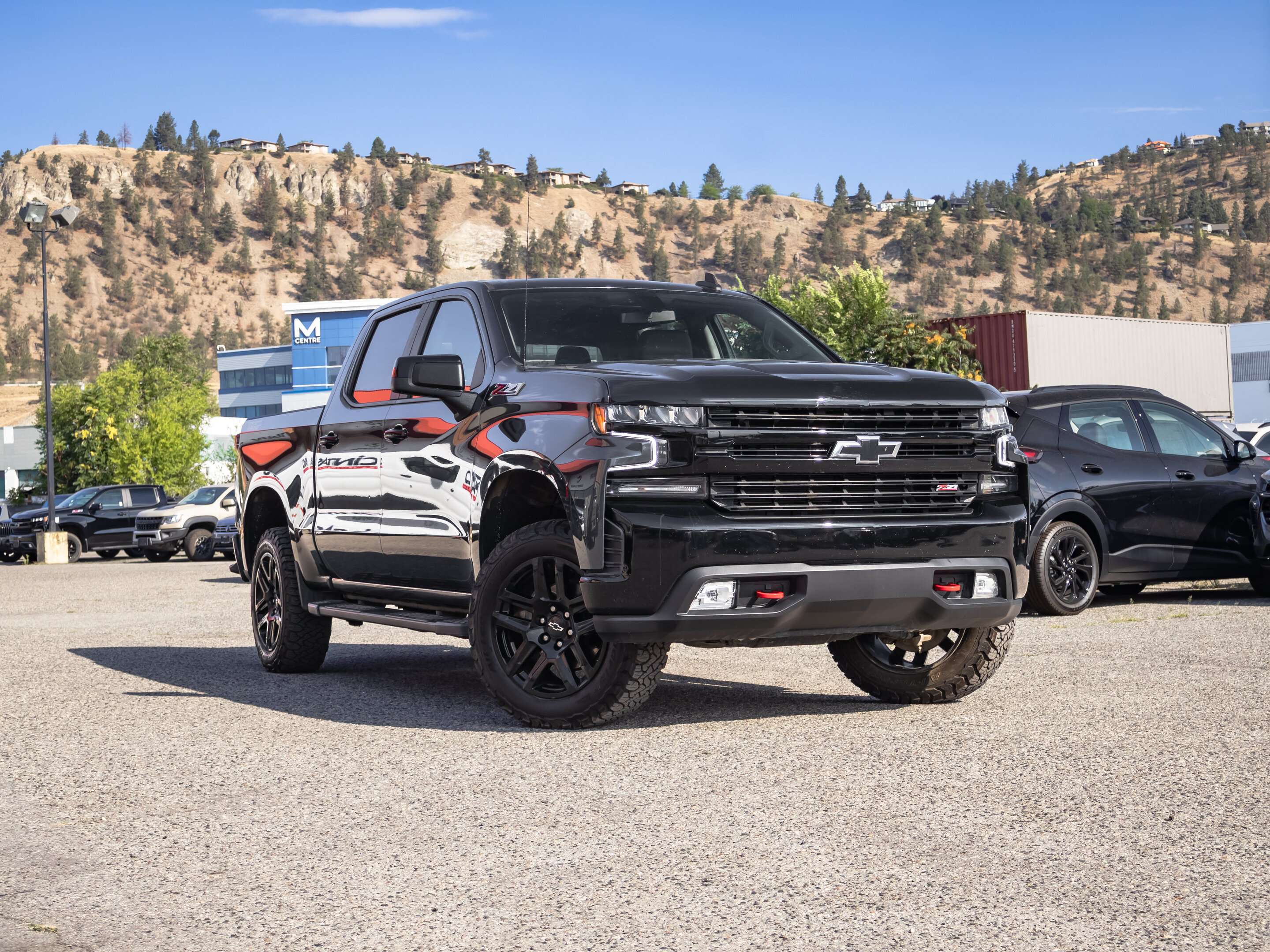 2021 Chevrolet Silverado 1500 LT Trail Boss 5.3L 4WD | Power Sliding Rear Window — снимка 1