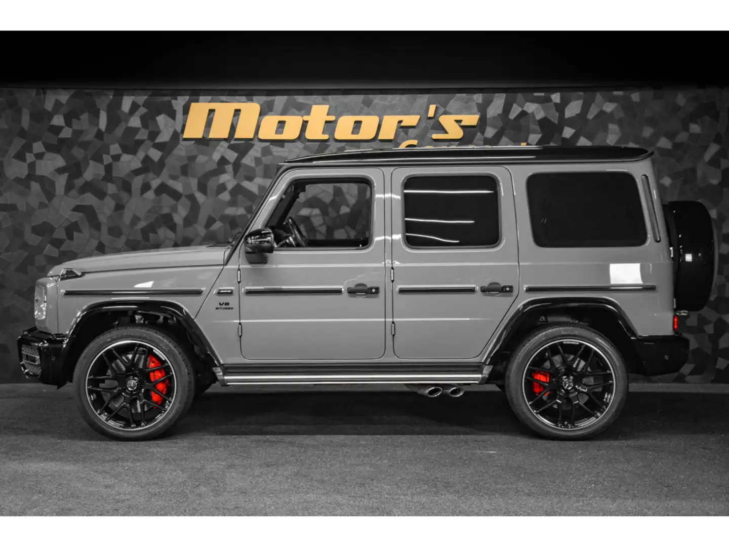 Mercedes-Benz G 63 AMG V8 Bi-Turbo - G MANUFAKTUR Grau - 2