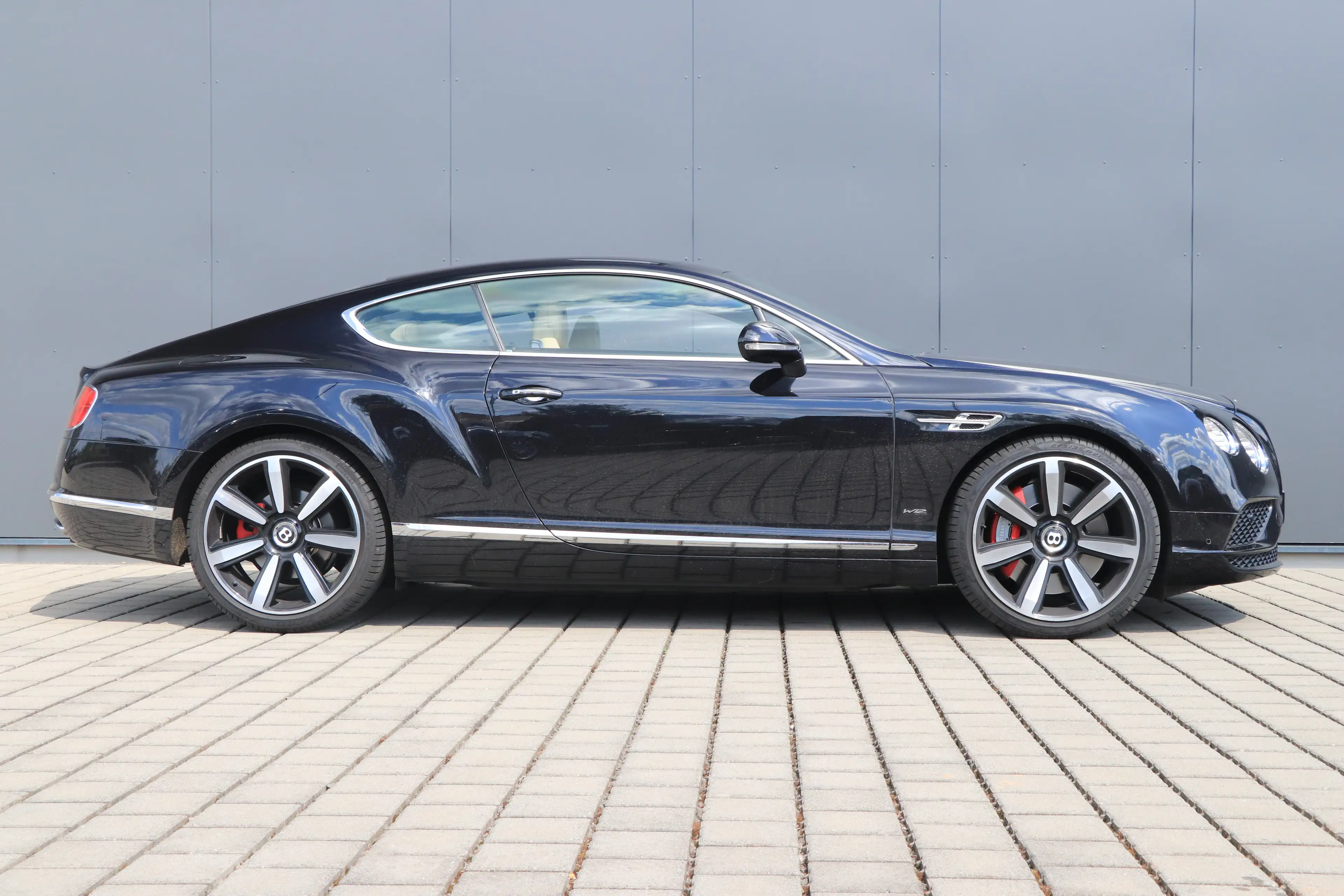 Bentley Continental GT — photo 7