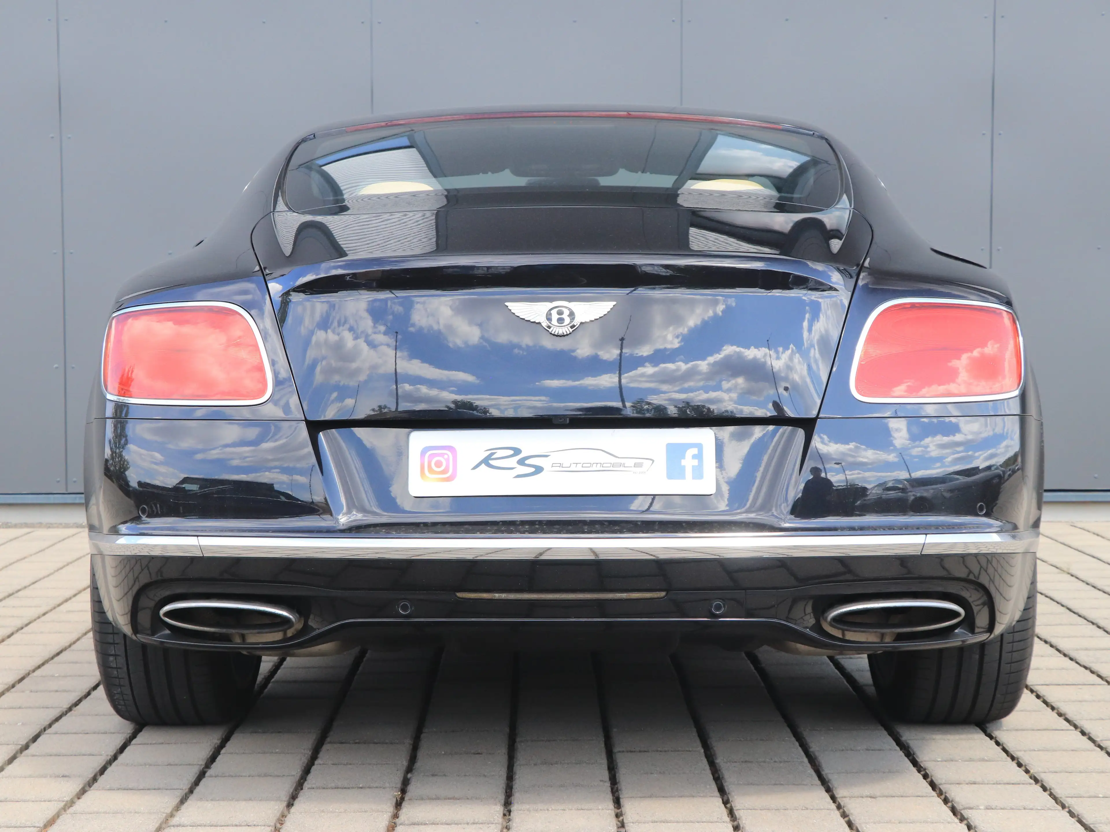 Bentley Continental GT — photo 6