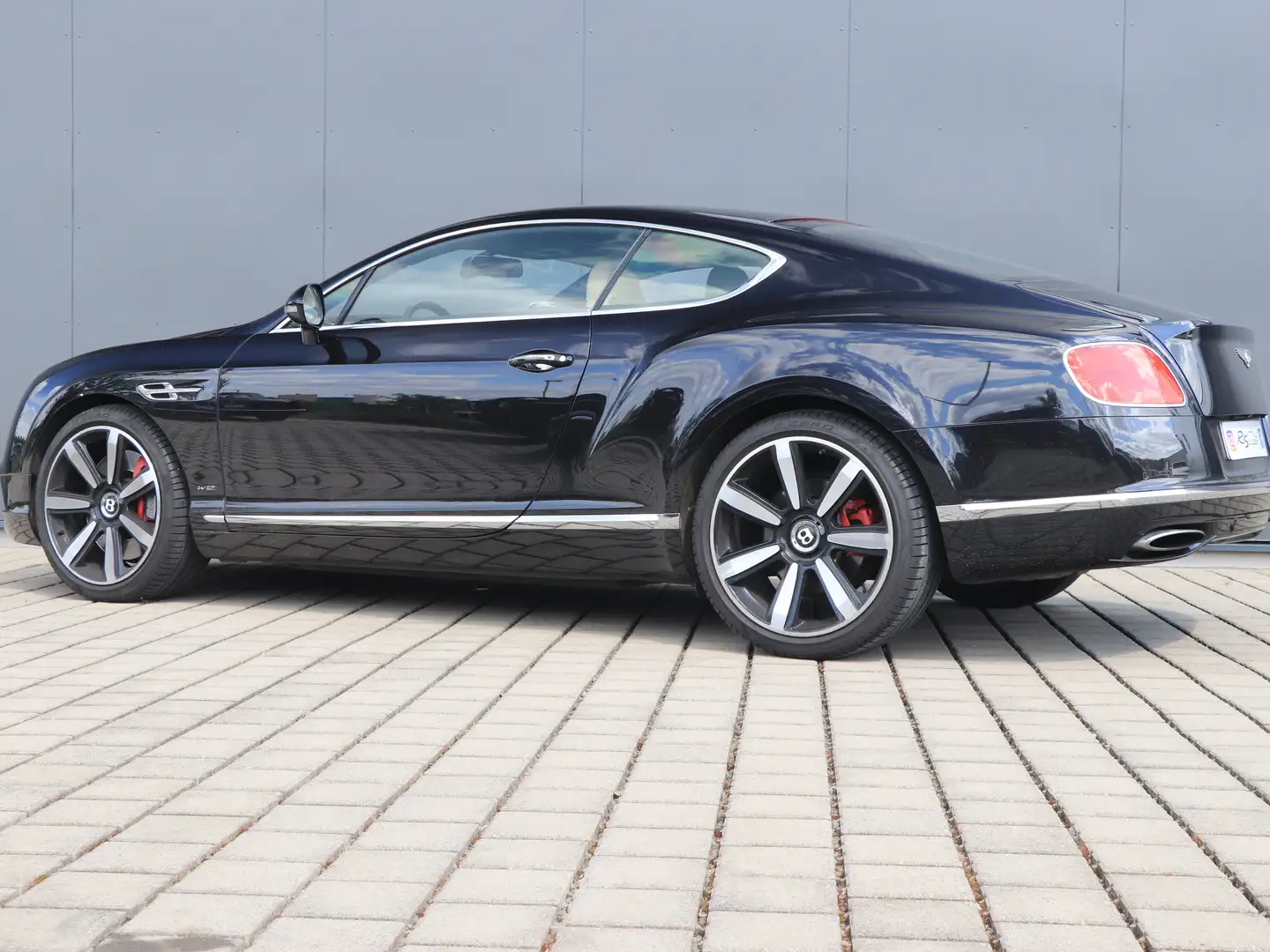 Bentley Continental GT Schwarz - 2