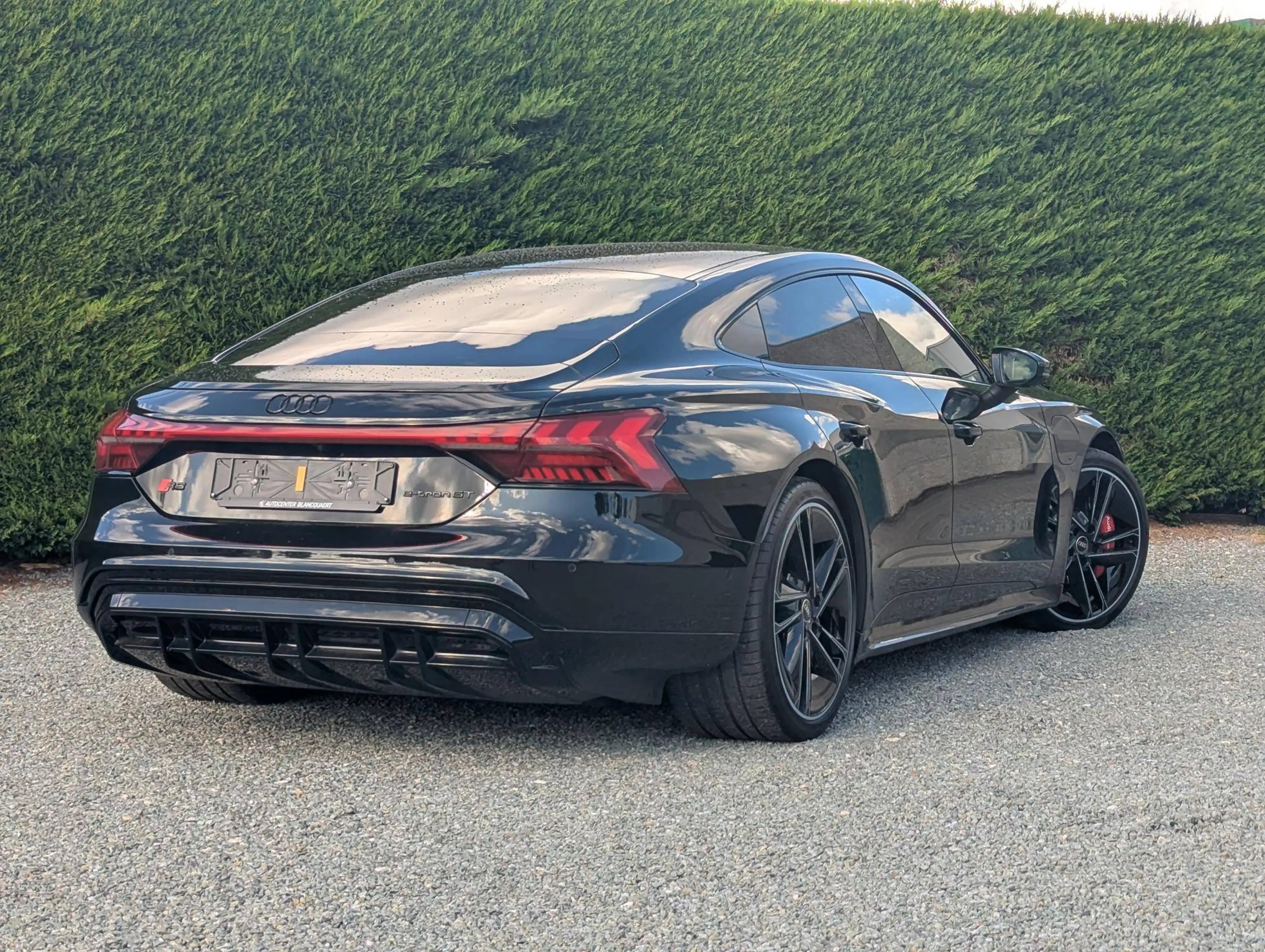 Audi e-tron GT RS - NP 188.000 - head up - carbid -nachtcamera - zetelventulatie — photo 3