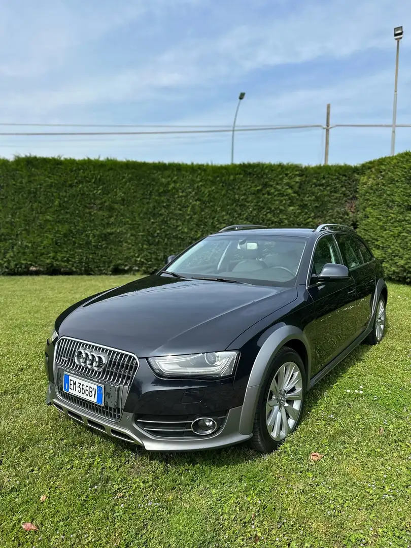 Audi A4 allroad Quattro 3.0 V6 tdi Ambiente 245cv S-tronic Azul - 1