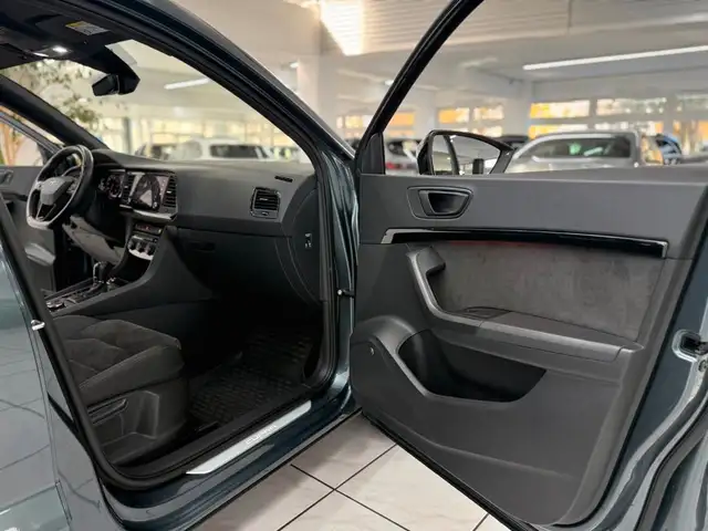 Cupra Ateca view 10