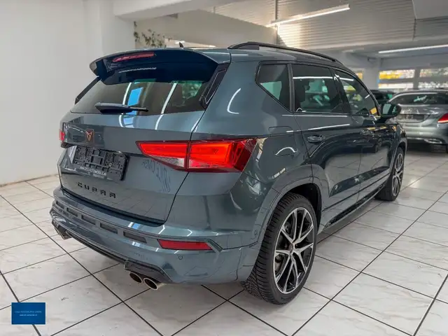 Cupra Ateca view 3