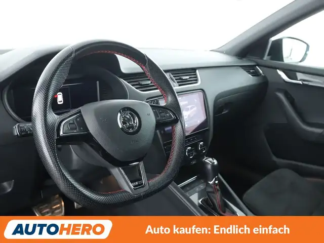 Skoda Octavia view 11