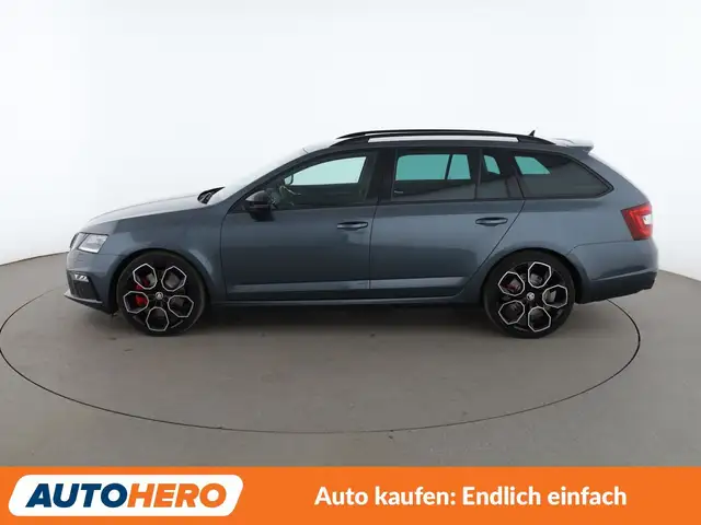 Skoda Octavia view 3