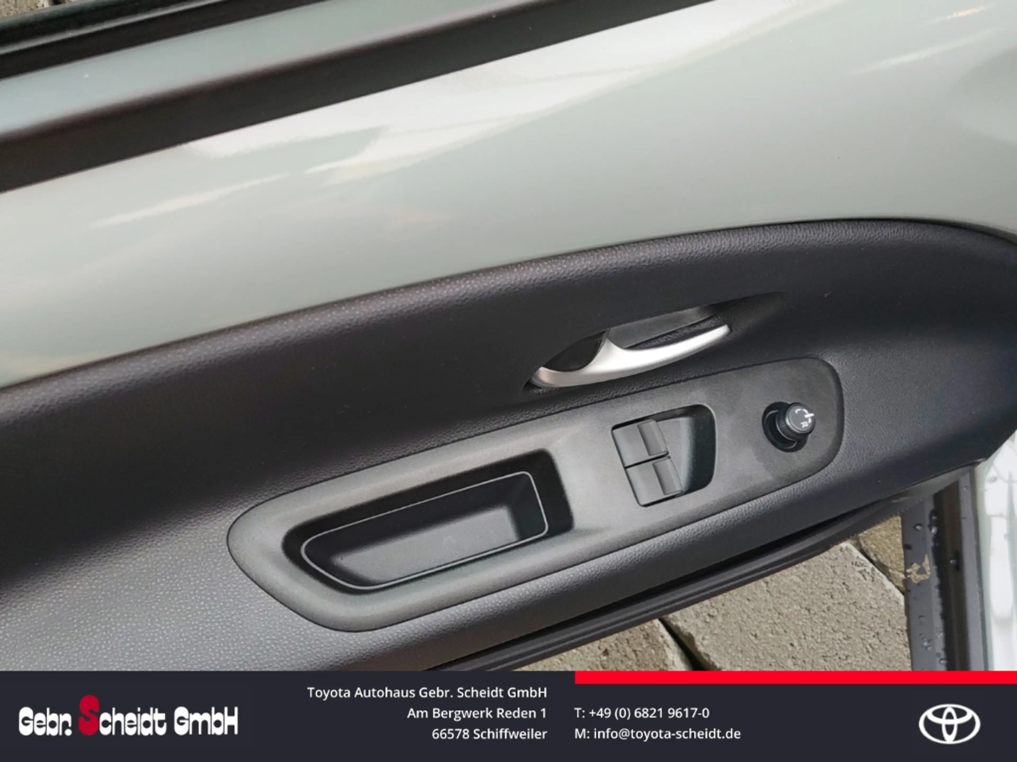 Toyota Aygo X Hybrid Teamplayer Apple CarPlay Android Auto LED- — photo 14
