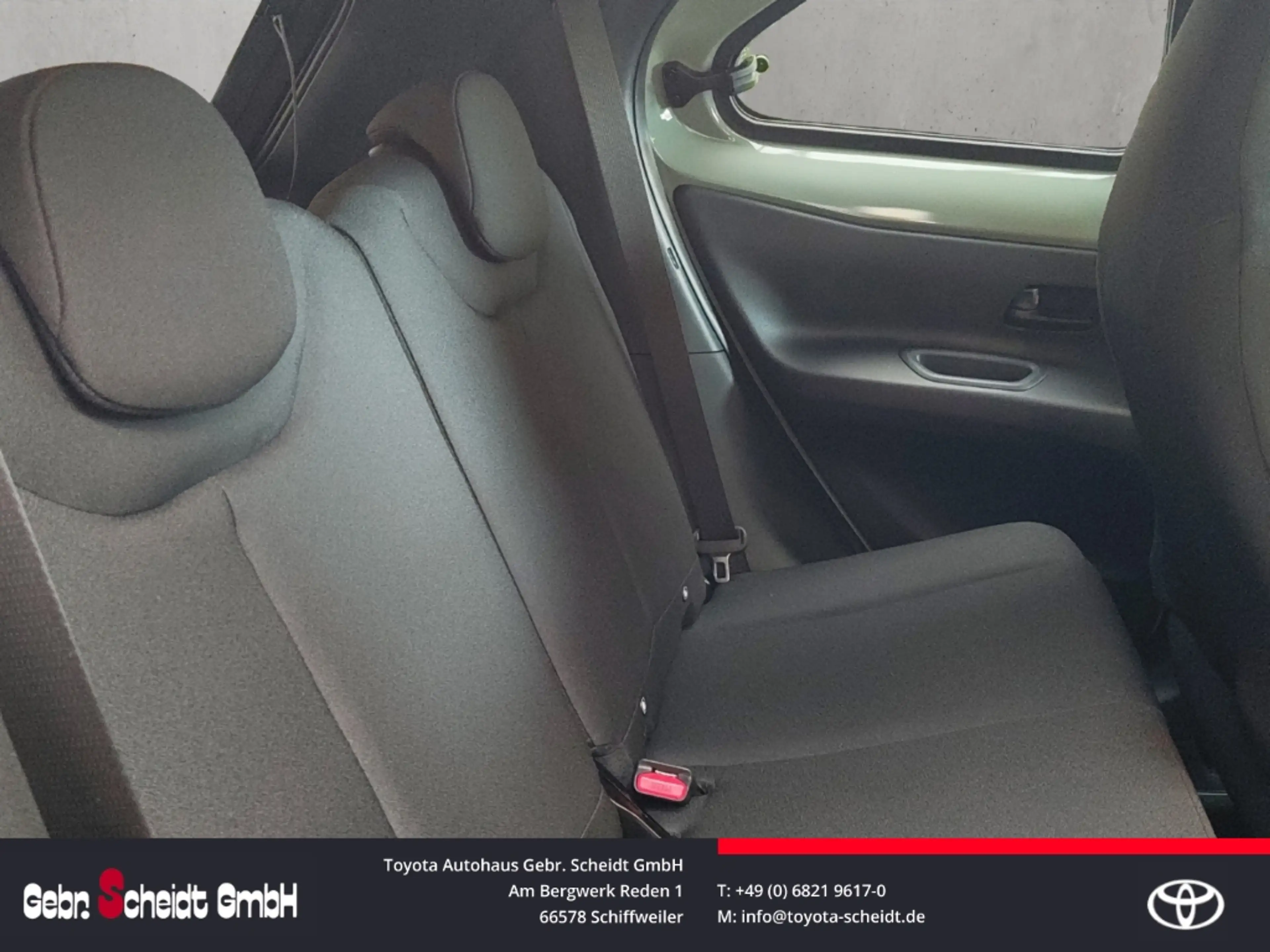 Toyota Aygo X Hybrid Teamplayer Apple CarPlay Android Auto LED- — photo 10