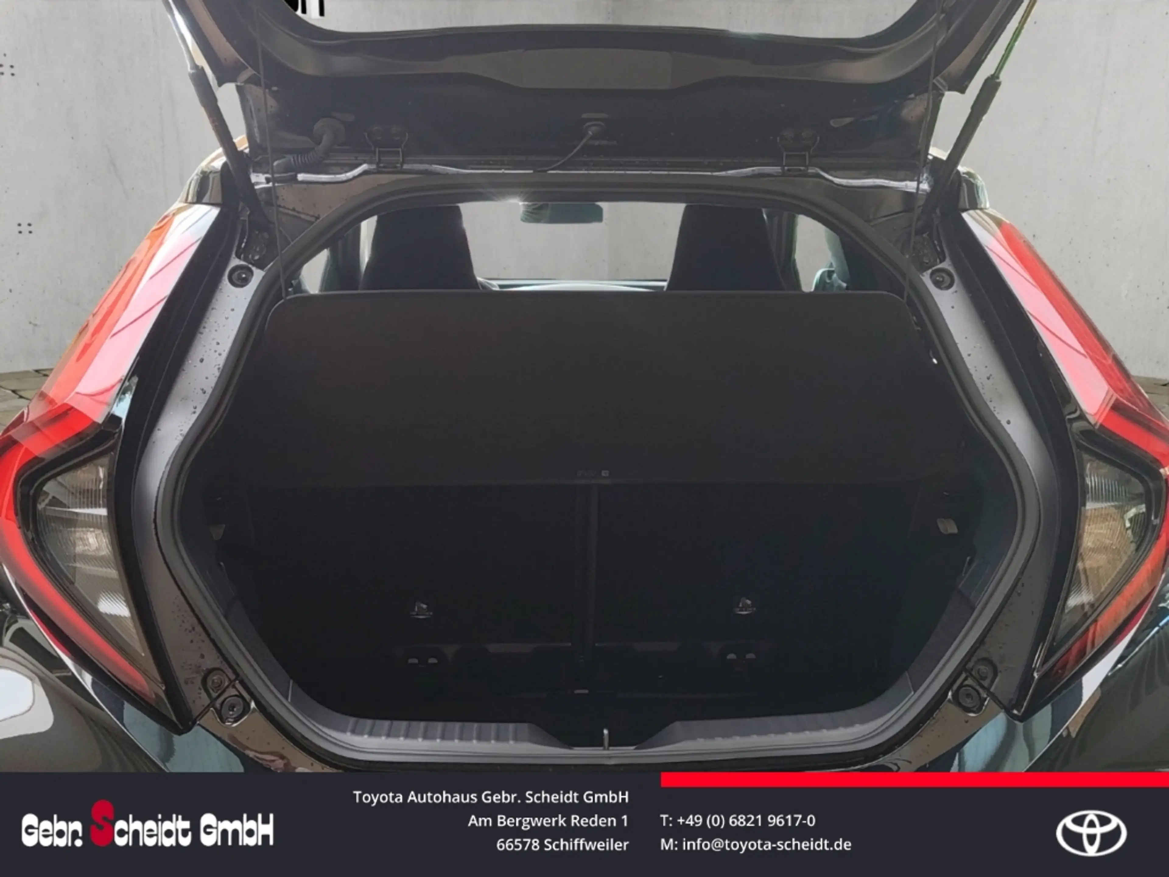 Toyota Aygo X Hybrid Teamplayer Apple CarPlay Android Auto LED- — photo 11