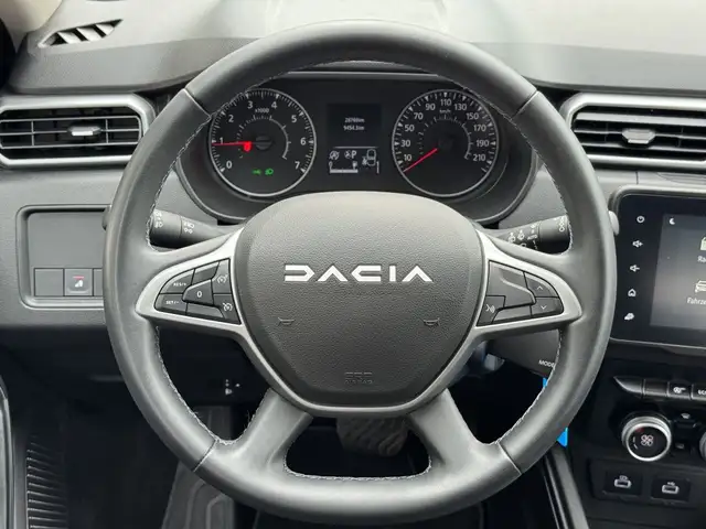 Dacia Duster view 10