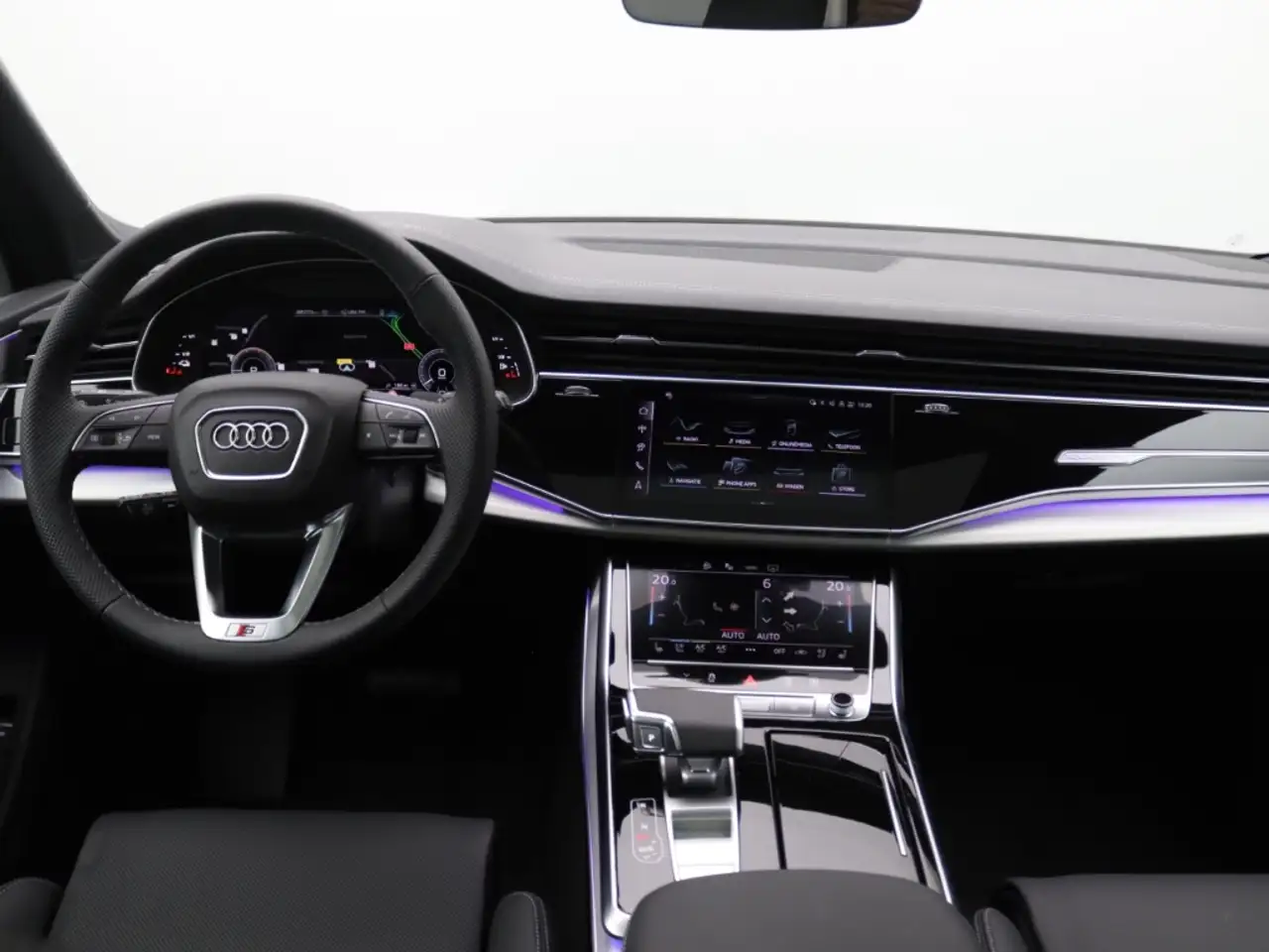 Audi Q7 TFSI e quattro 290 kW S line Luft AHK Pano 11