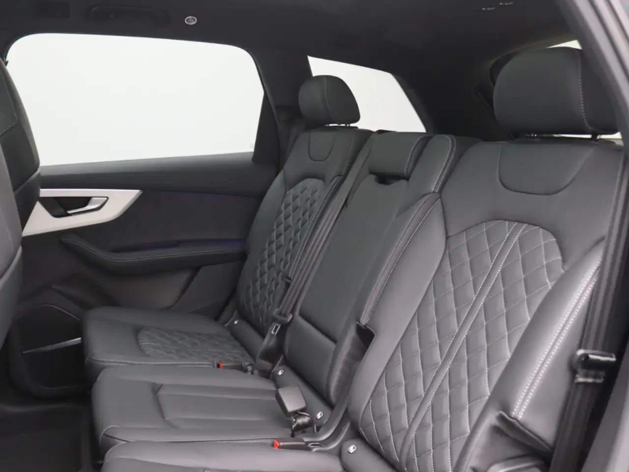Audi Q7 TFSI e quattro 290 kW S line Luft AHK Pano 13