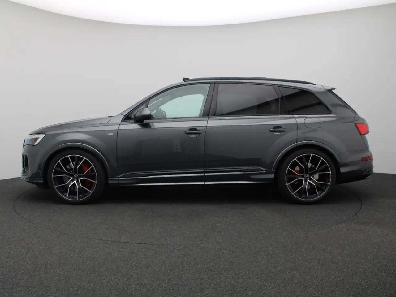 Audi Q7 TFSI e quattro 290 kW S line Luft AHK Pano 3