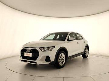 A1 allstreet 30 1.0 tfsi Business 110cv s tronic