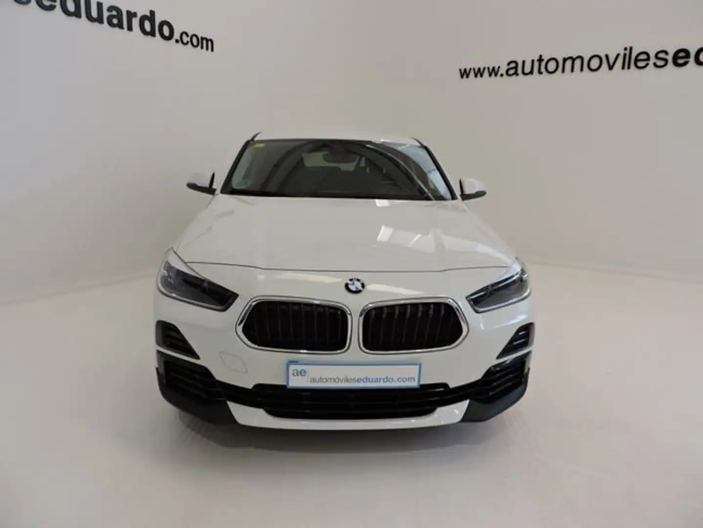 BMW X2 sDrive 18iA Blanco - 2