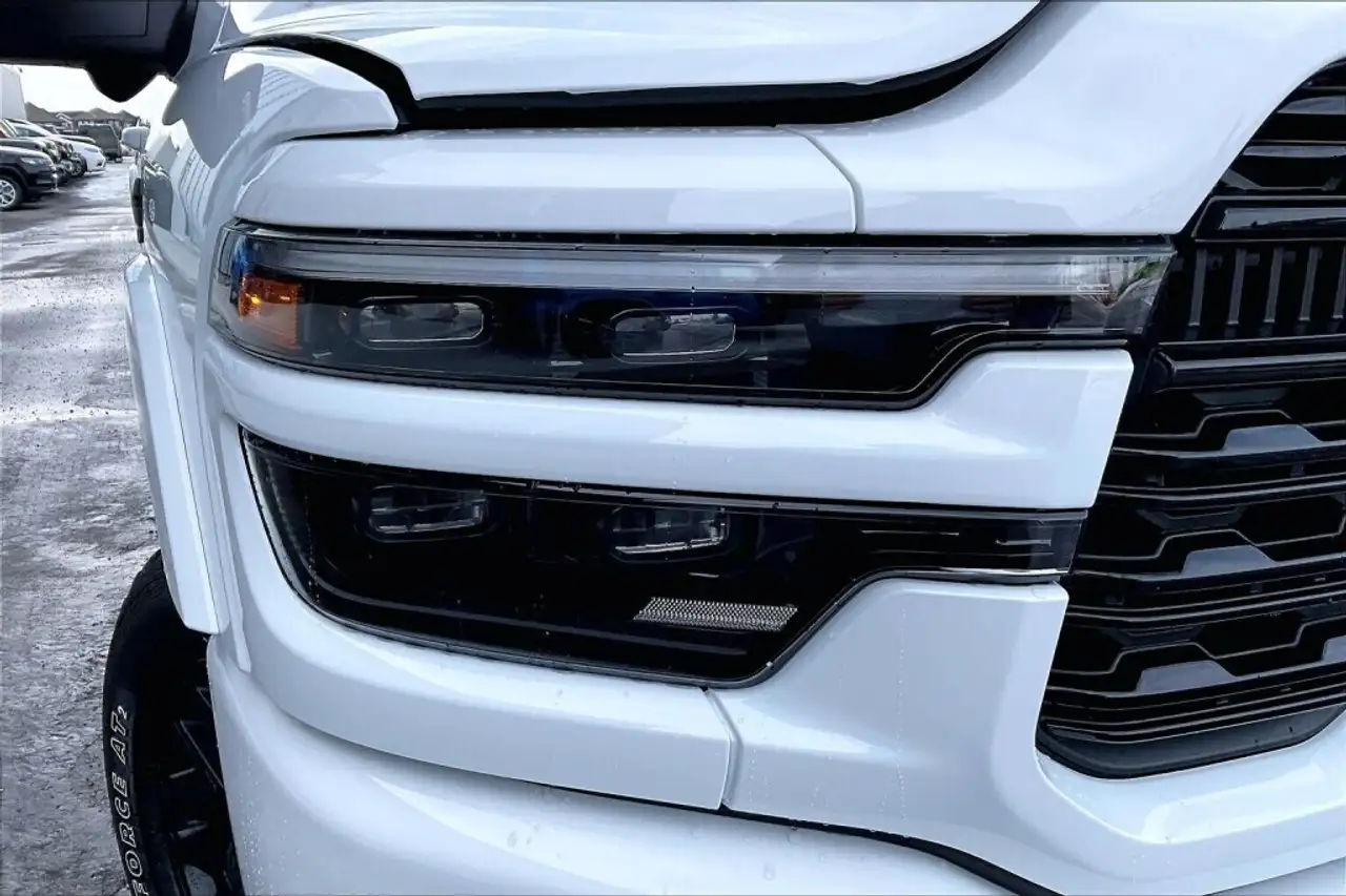 RAM 3500 снимка RAM 3500