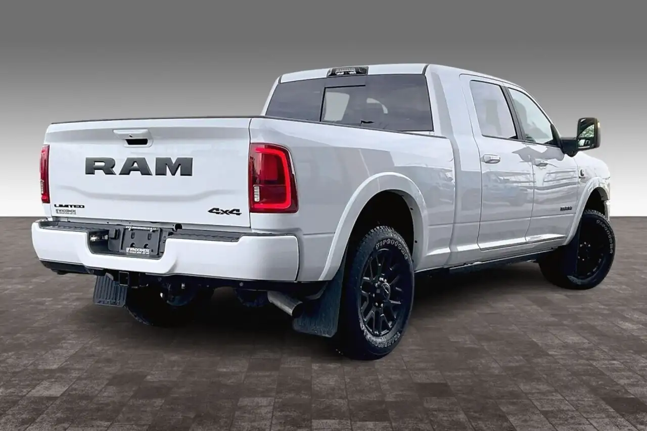 RAM 3500 снимка RAM 3500