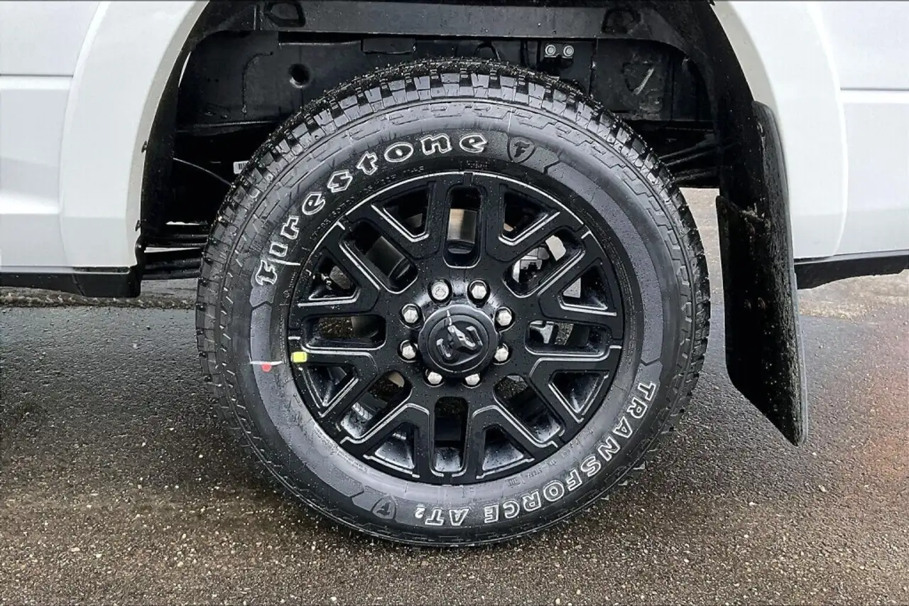 RAM 3500 снимка RAM 3500