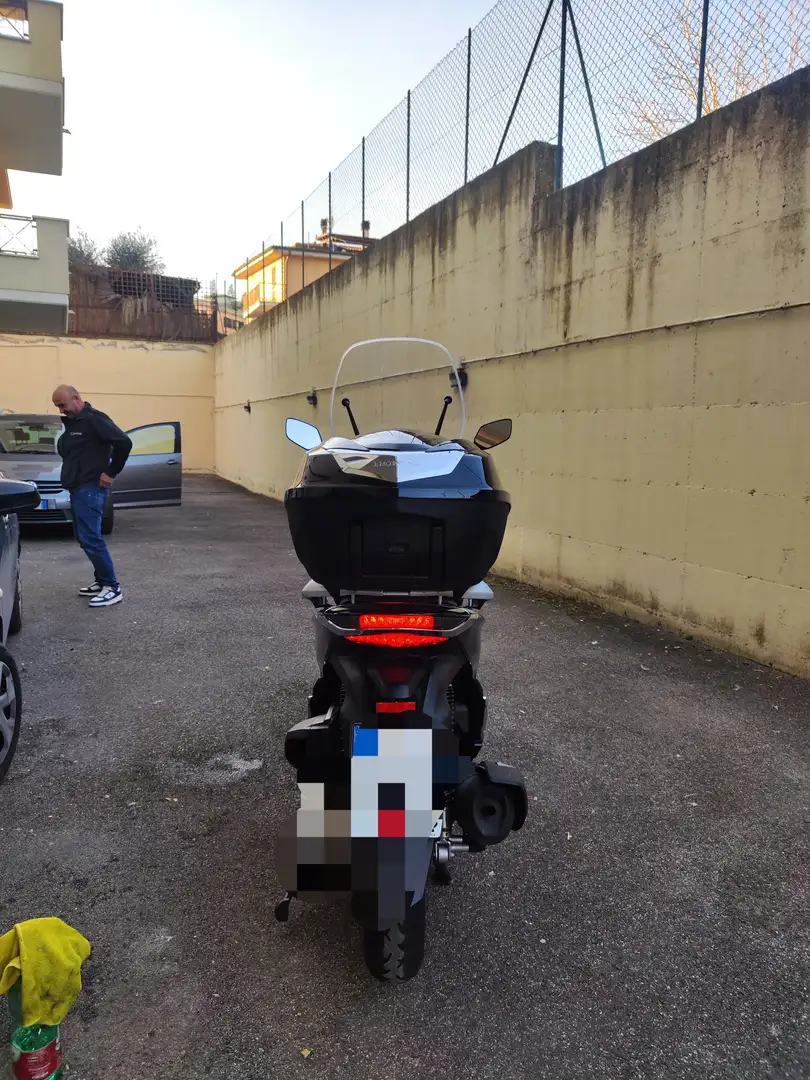 Honda SH 350i Negro - 1