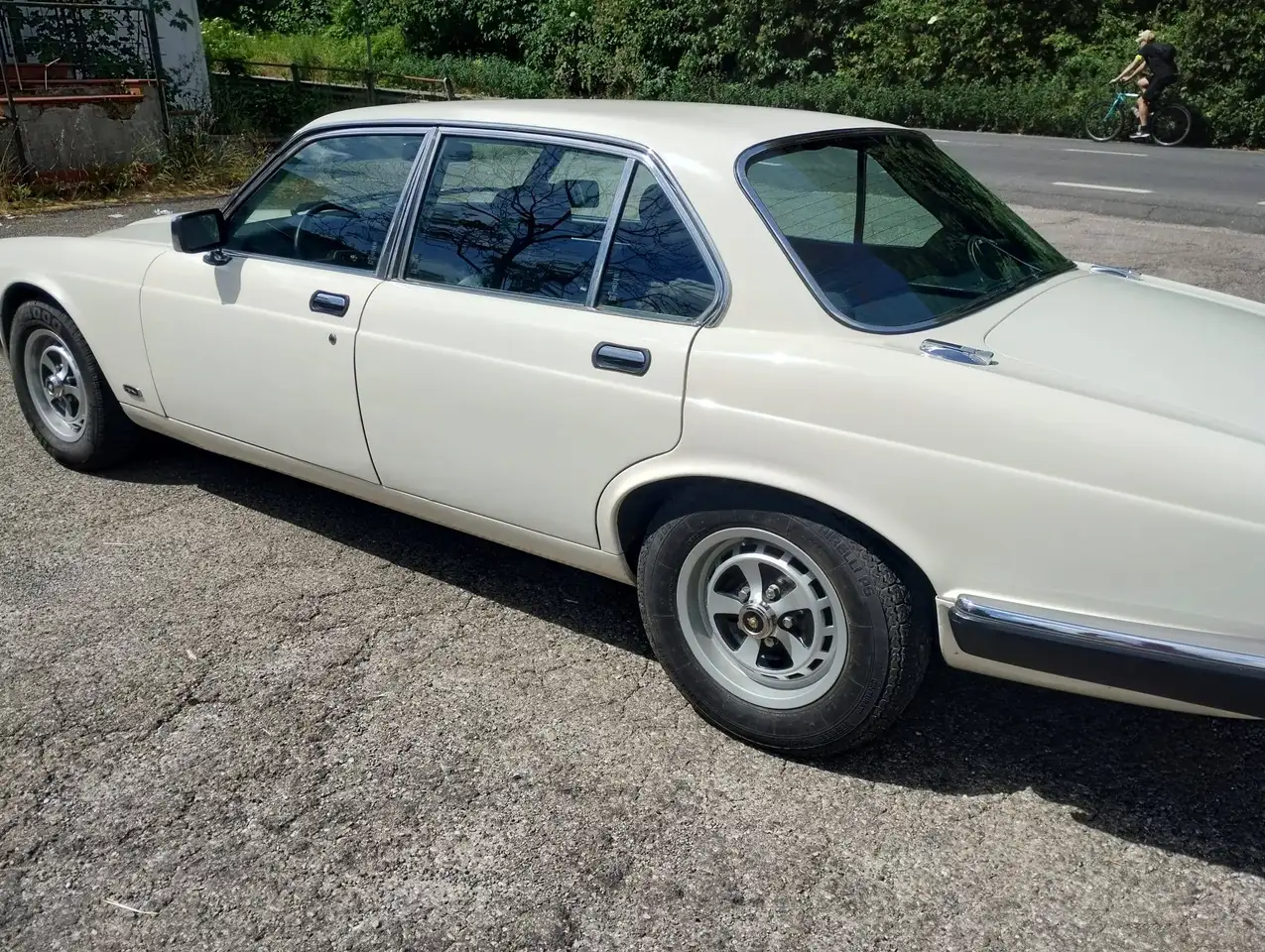 Jaguar XJ6 4.2, foto 4