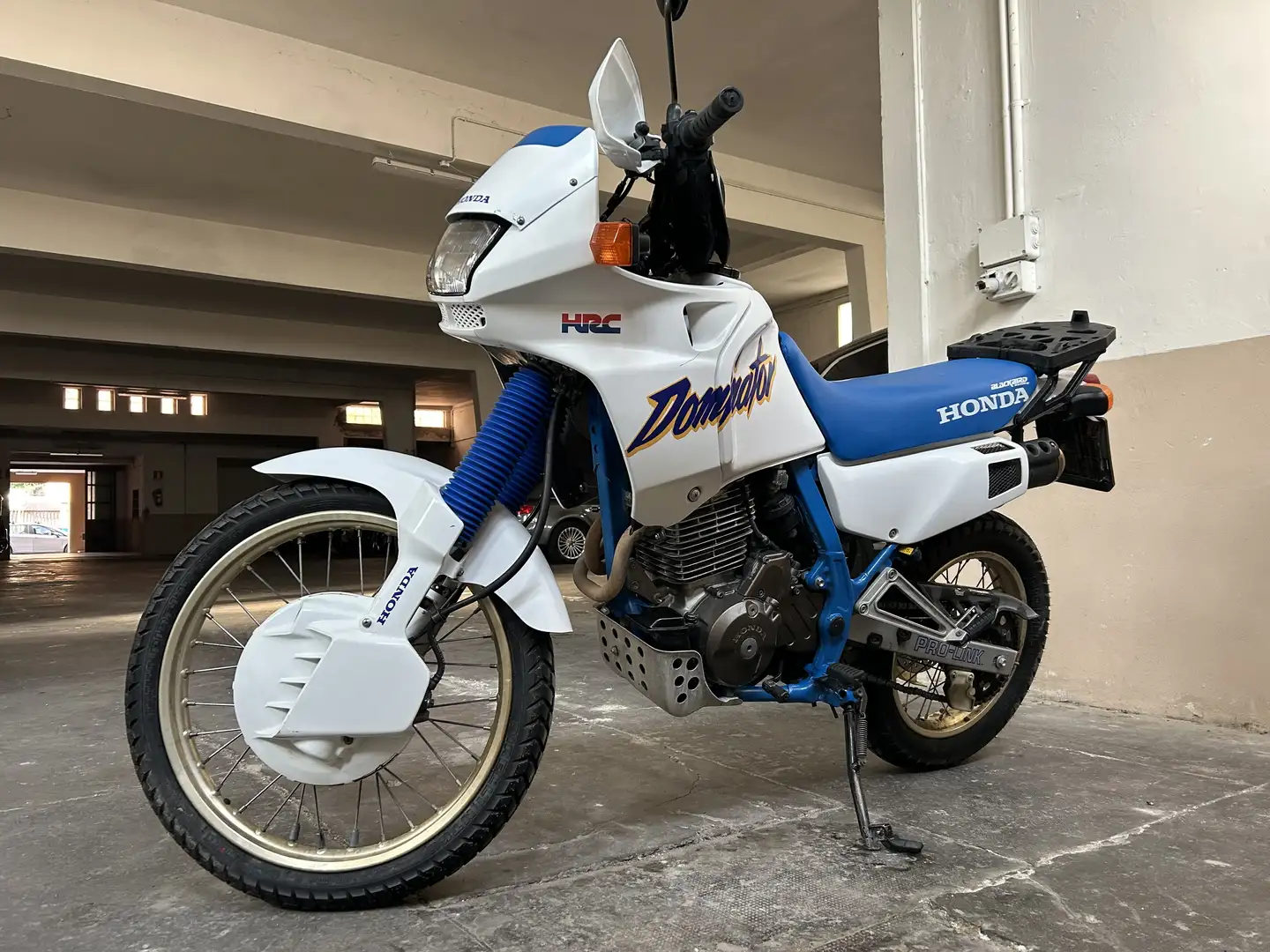 Honda NX 650 Dominator - 2