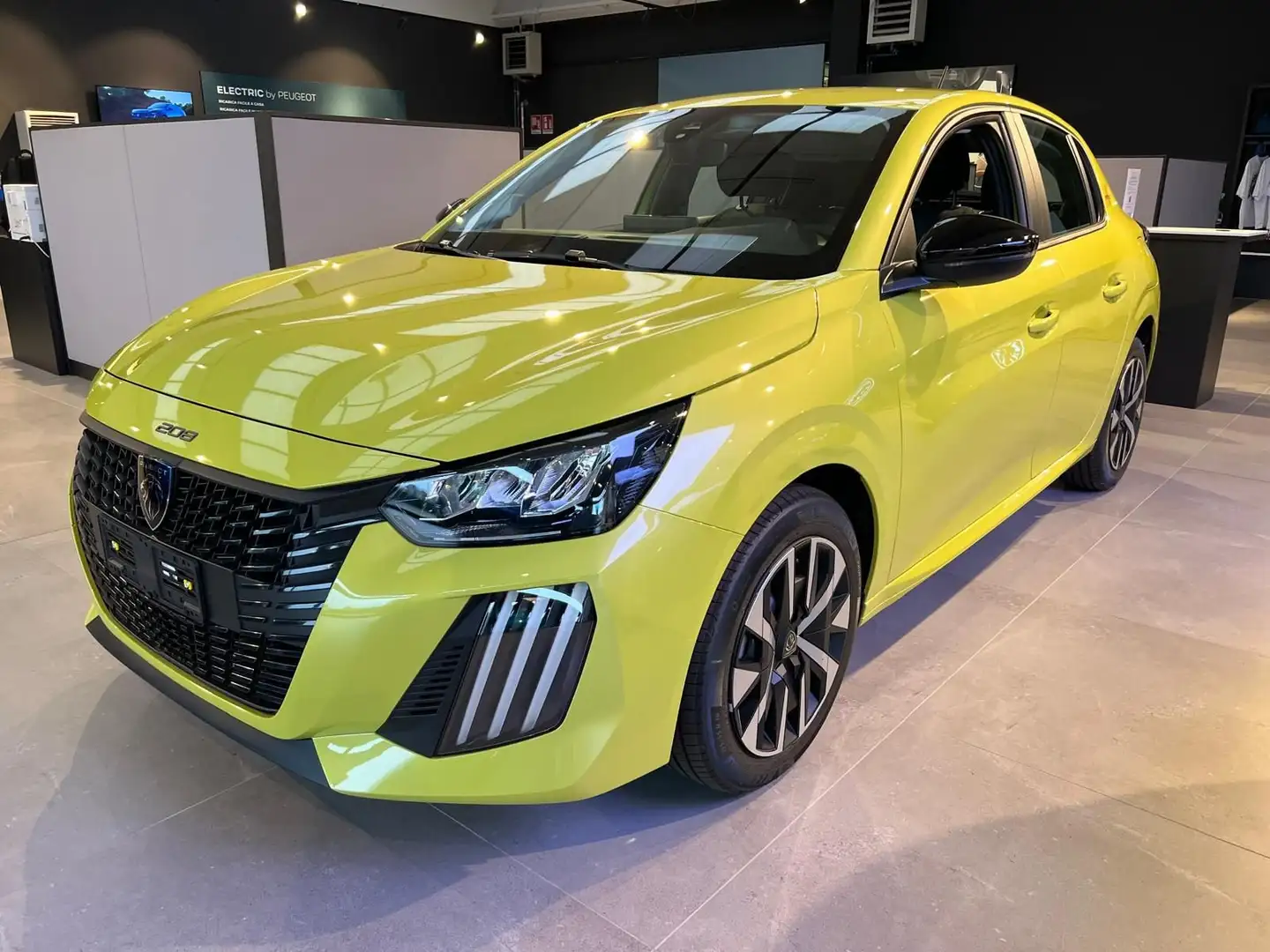 Peugeot 208 PureTech 100 Stop&Start 5 porte Style Jaune - 1
