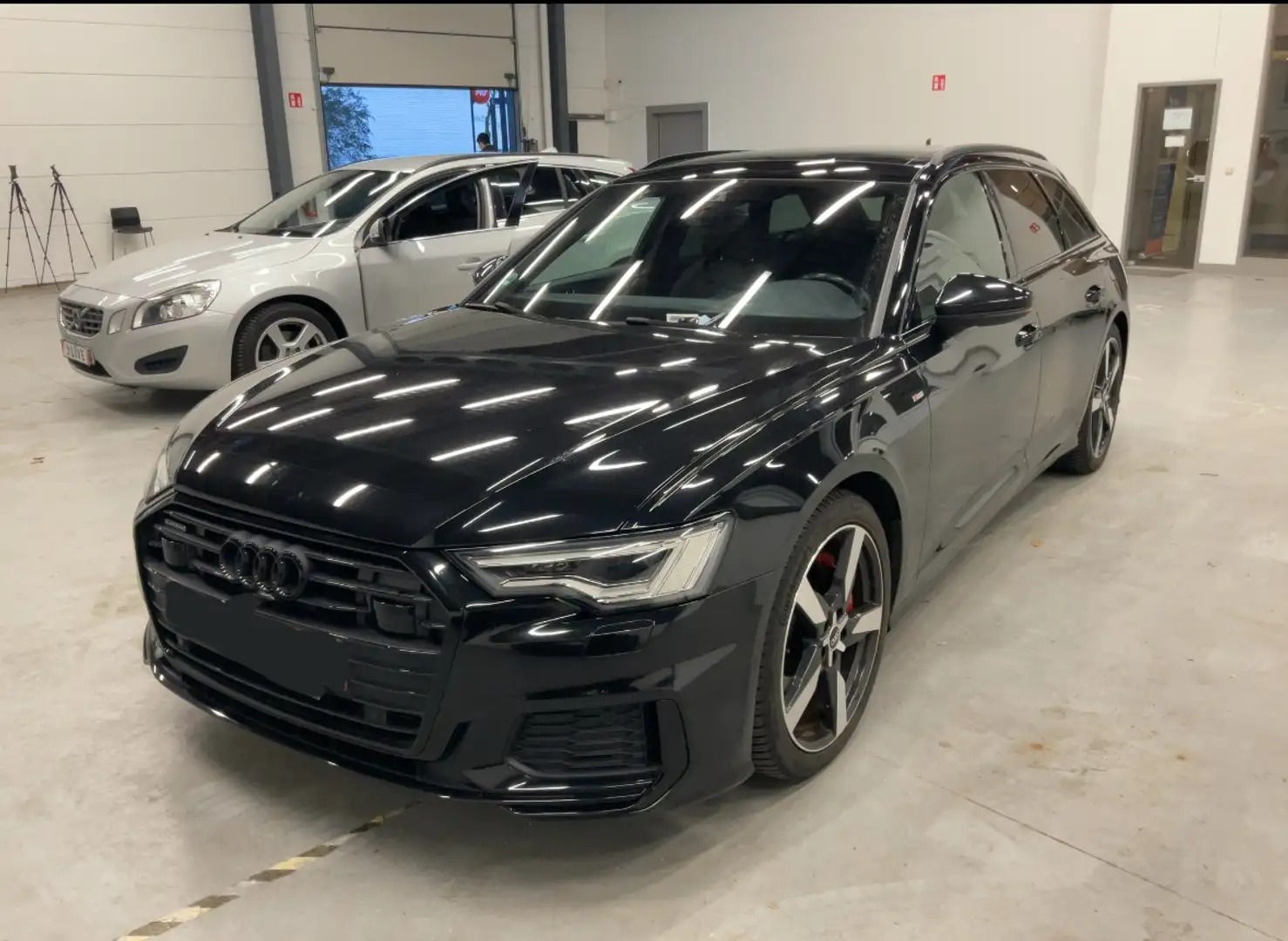 Audi A6 Avant PHEV 55 TFSI e Quattro S-LINE Competition Noir - 1
