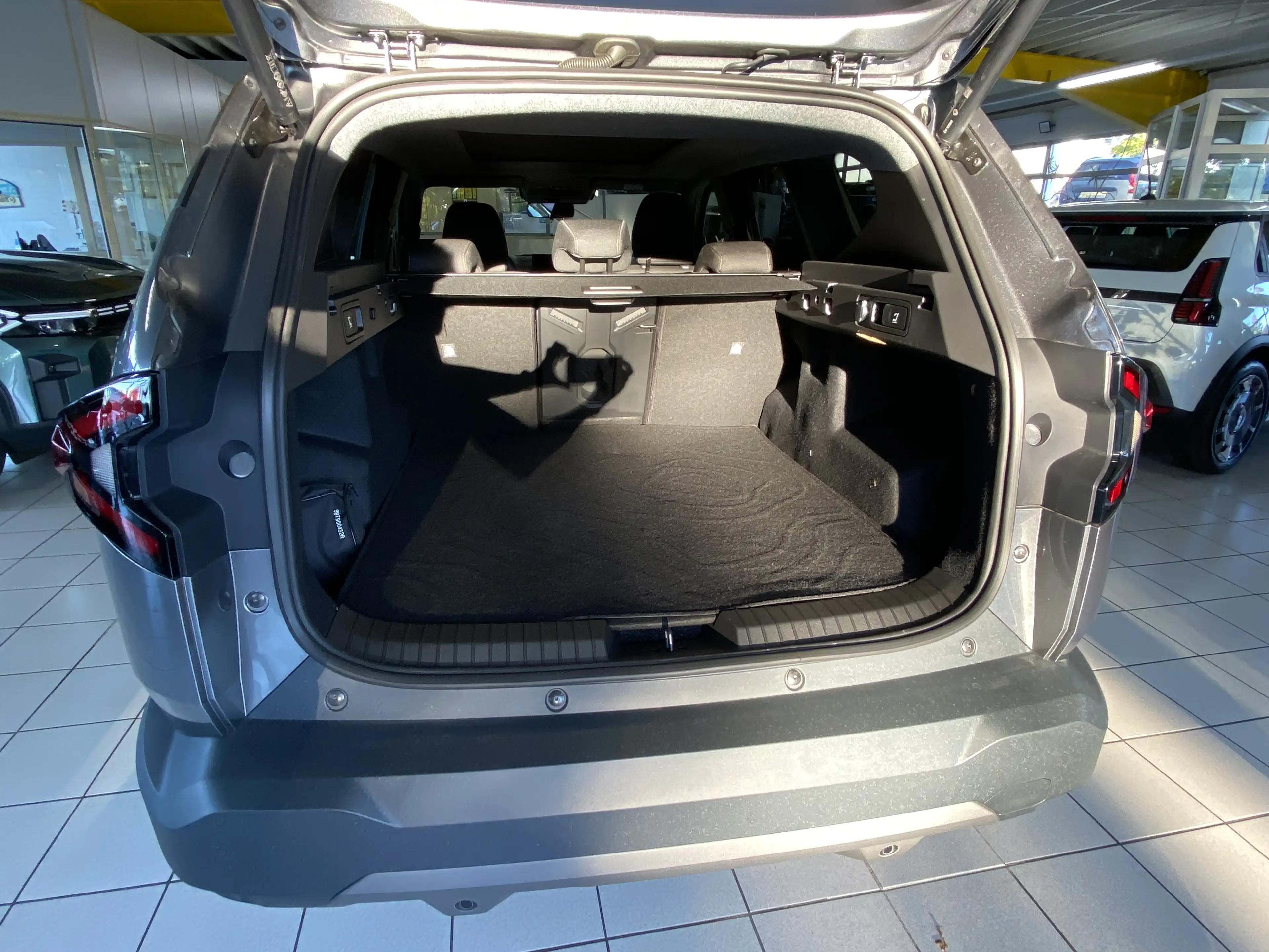 Dacia Bigster Hybrid-G 150 Extreme 4x4 — photo 8