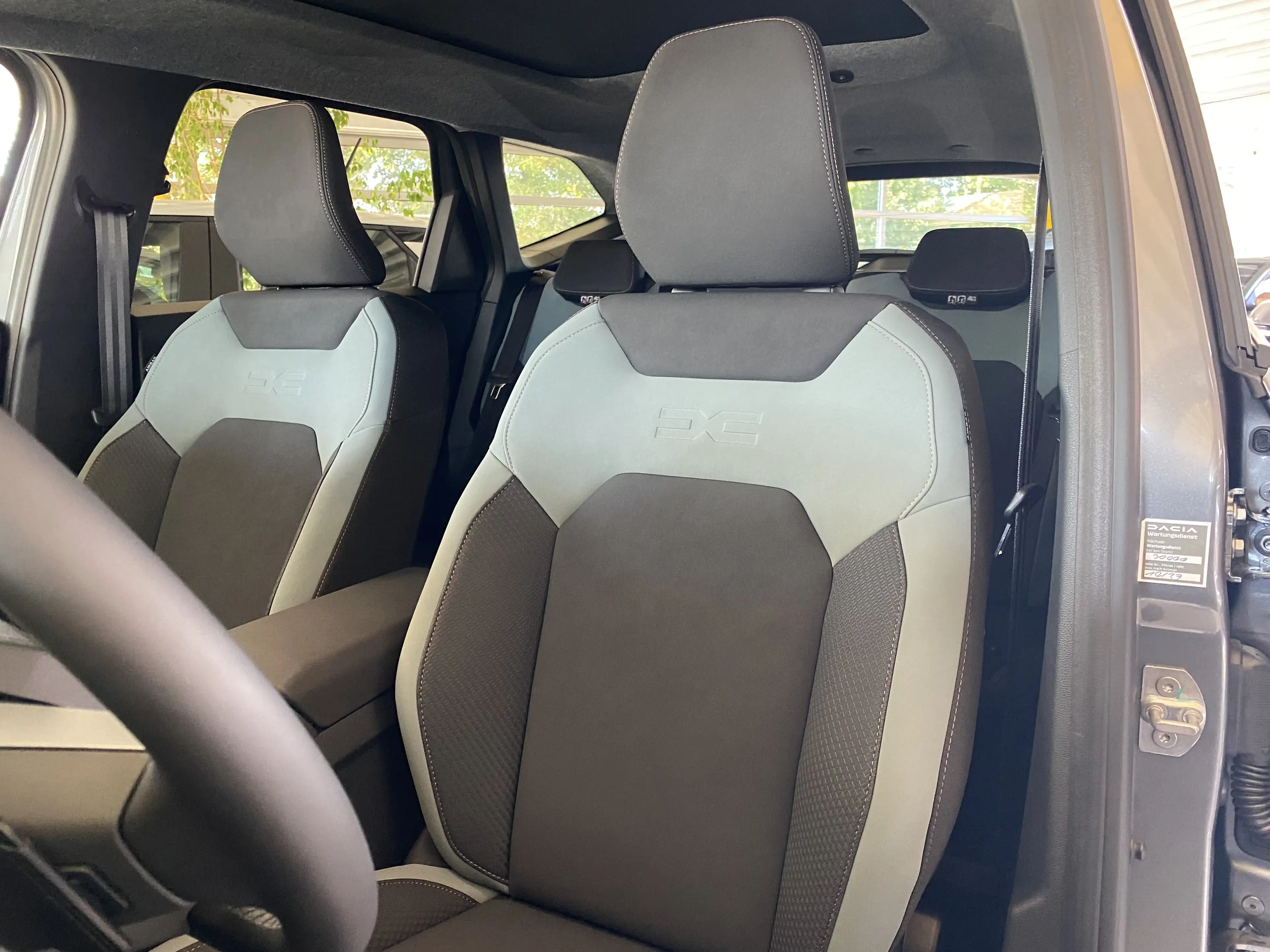 Dacia Bigster Hybrid-G 150 Extreme 4x4 — photo 10