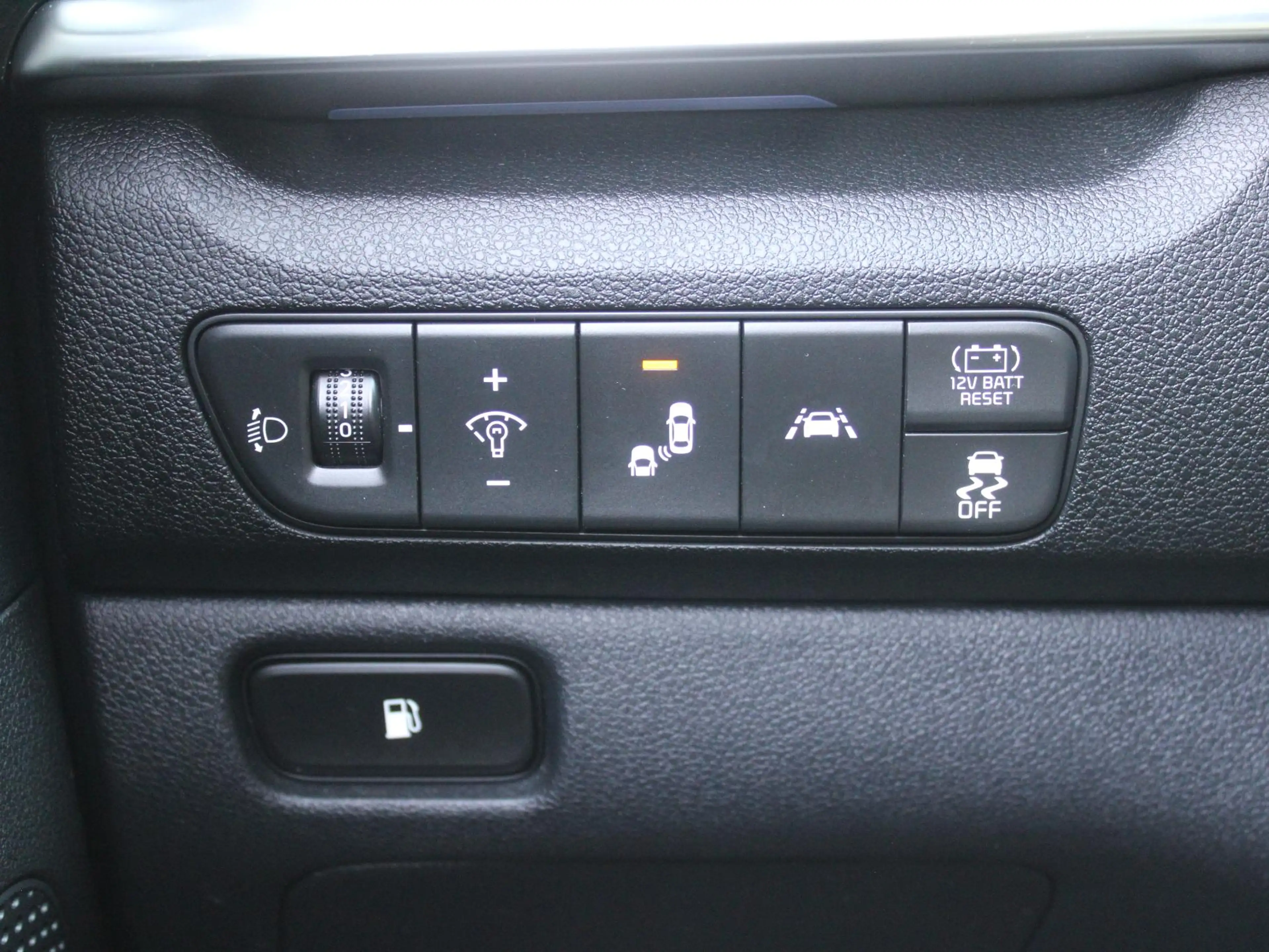 Kia Niro 1.6 GDi Hybrid DynamicPlusLine | Keyless | Navi | — photo 28
