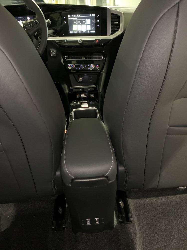 Opel Mokka E
