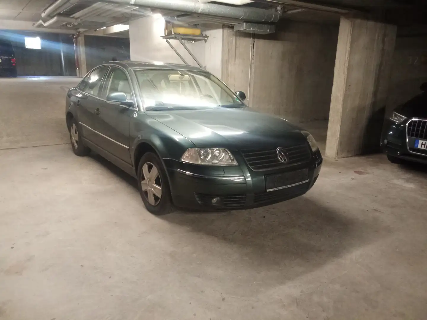 Volkswagen Passat 2.0 4Motion Exclusive Zielony - 1