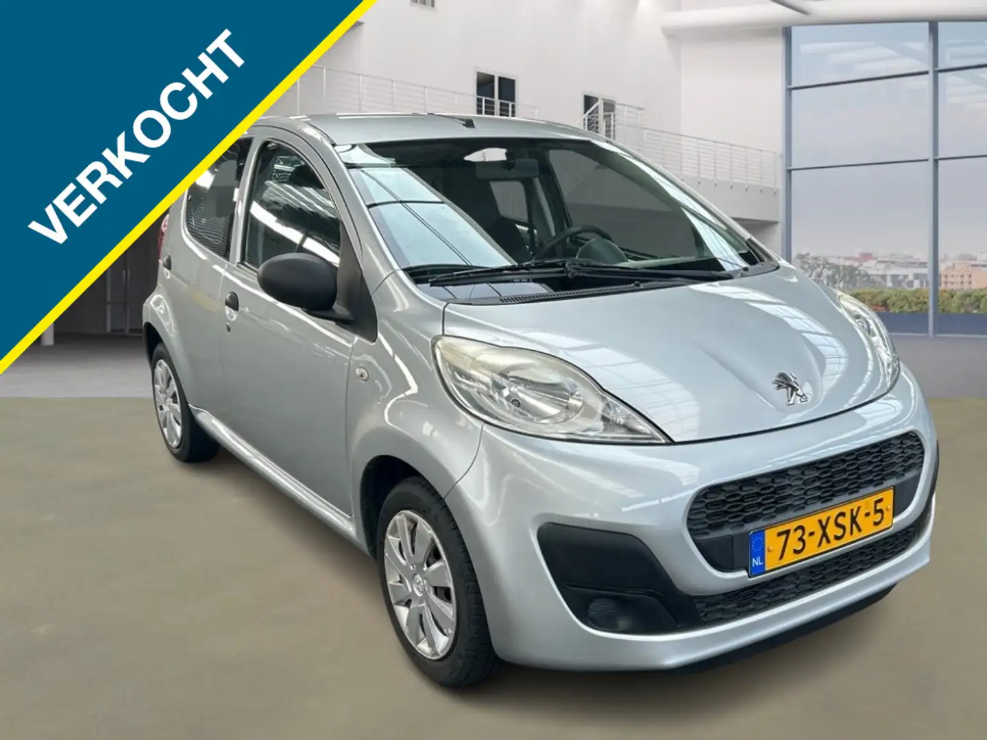 Peugeot 107 VERKOCHT! 1.0 BLUE LEASE 5-DRS. + AIRCO Gris - 1