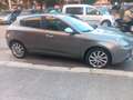 Alfa Romeo Giulietta Giulietta 1.6 JTDm-2 105 CV Exclusive Gris - thumbnail 4