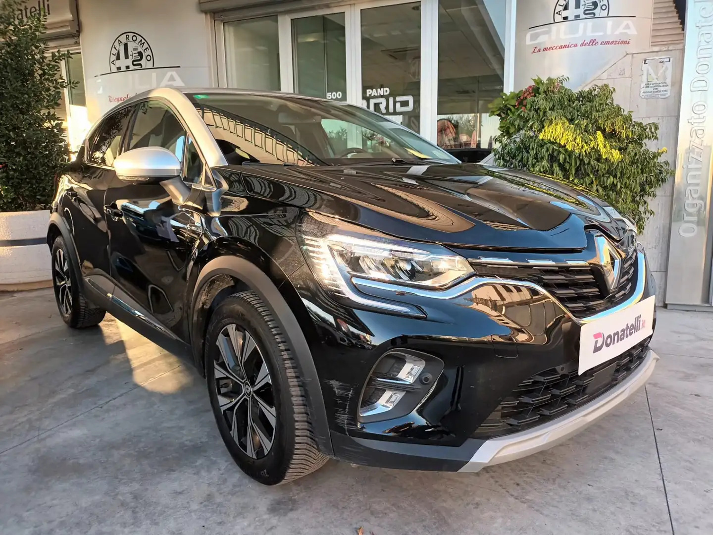 Renault Captur Captur 1.0 Techno TCe 90 CV Zwart - 1