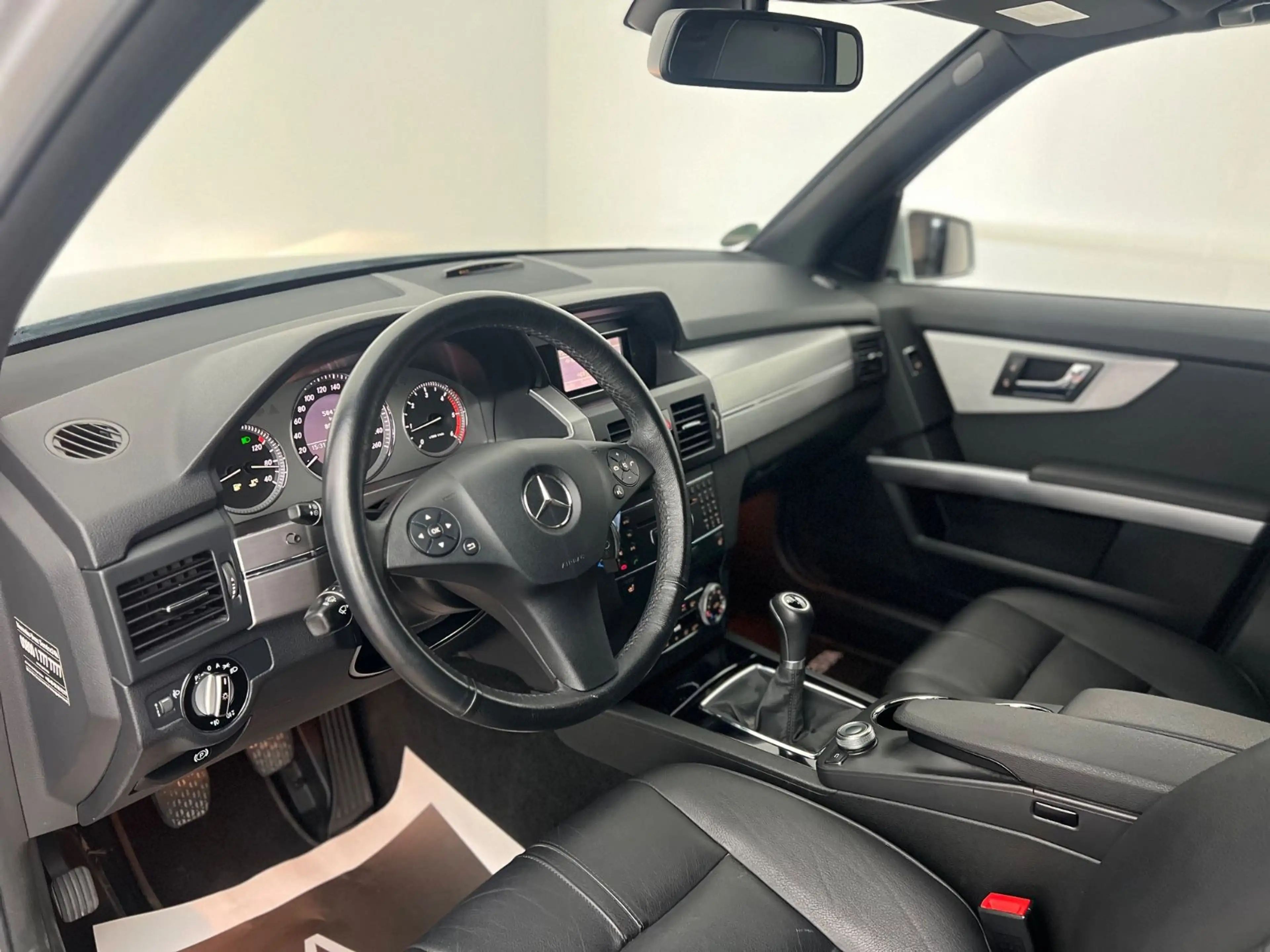 Mercedes-Benz GLK 220 CDI / NUR 88.tKM / RENTNER / GARANTIE — photo 11