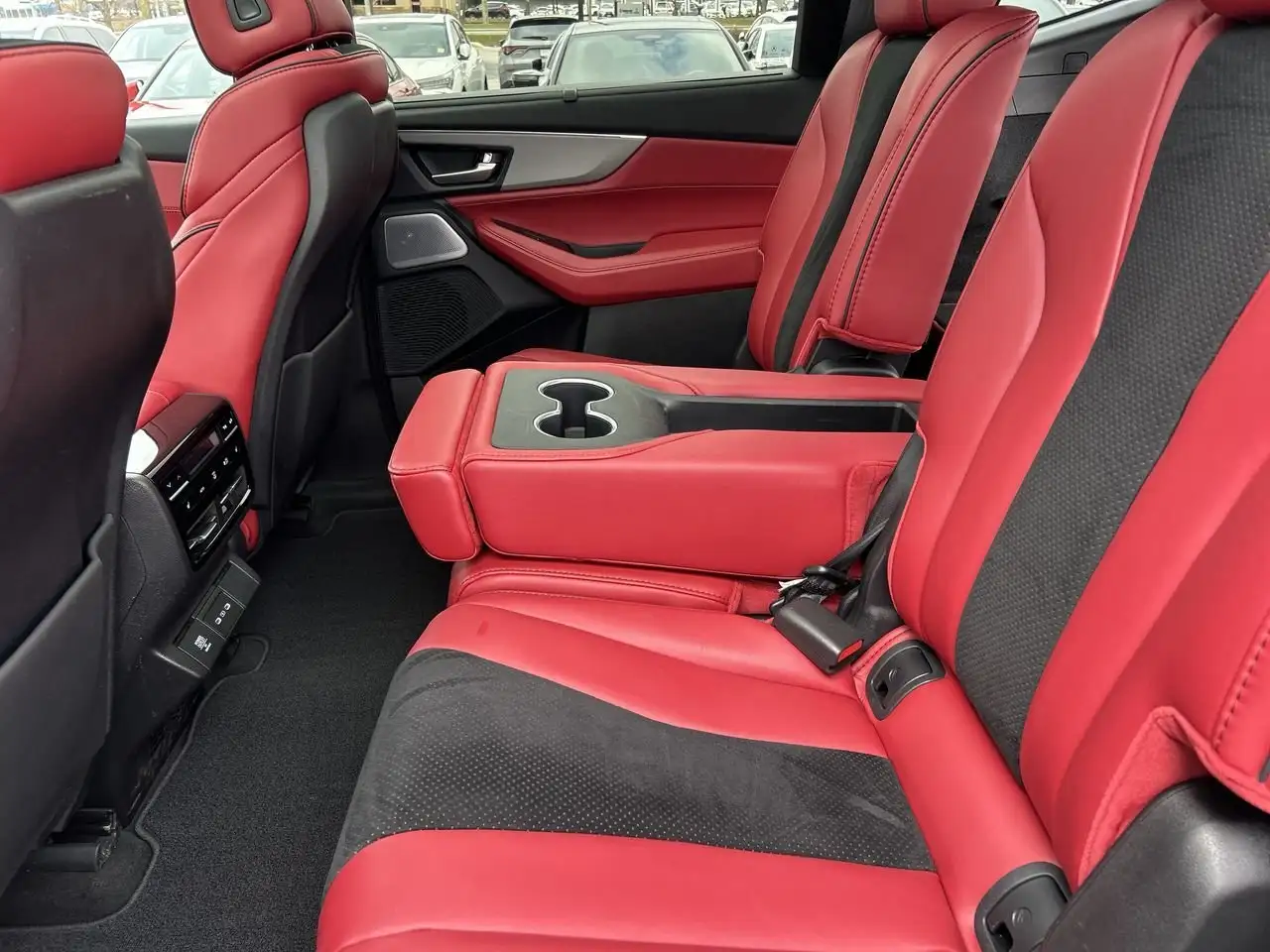 Acura MDX снимка Acura MDX