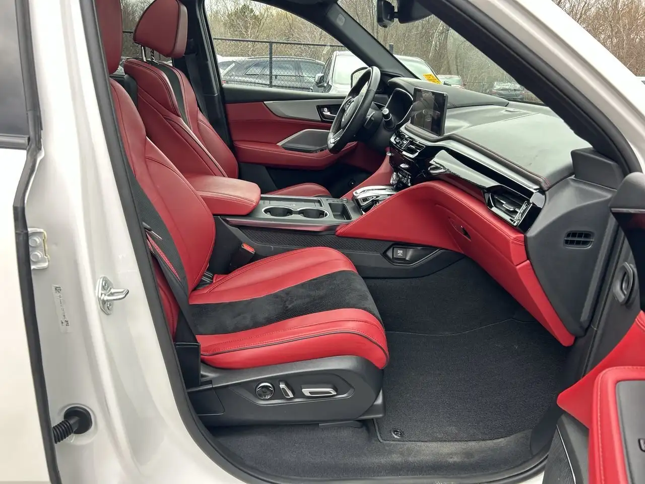 Acura MDX снимка Acura MDX