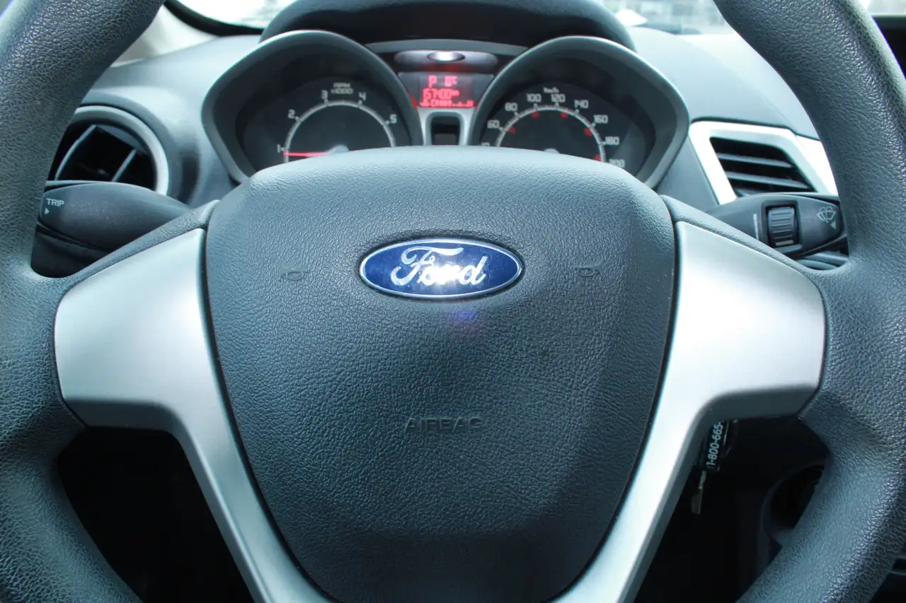 Ford Fiesta снимка Ford Fiesta