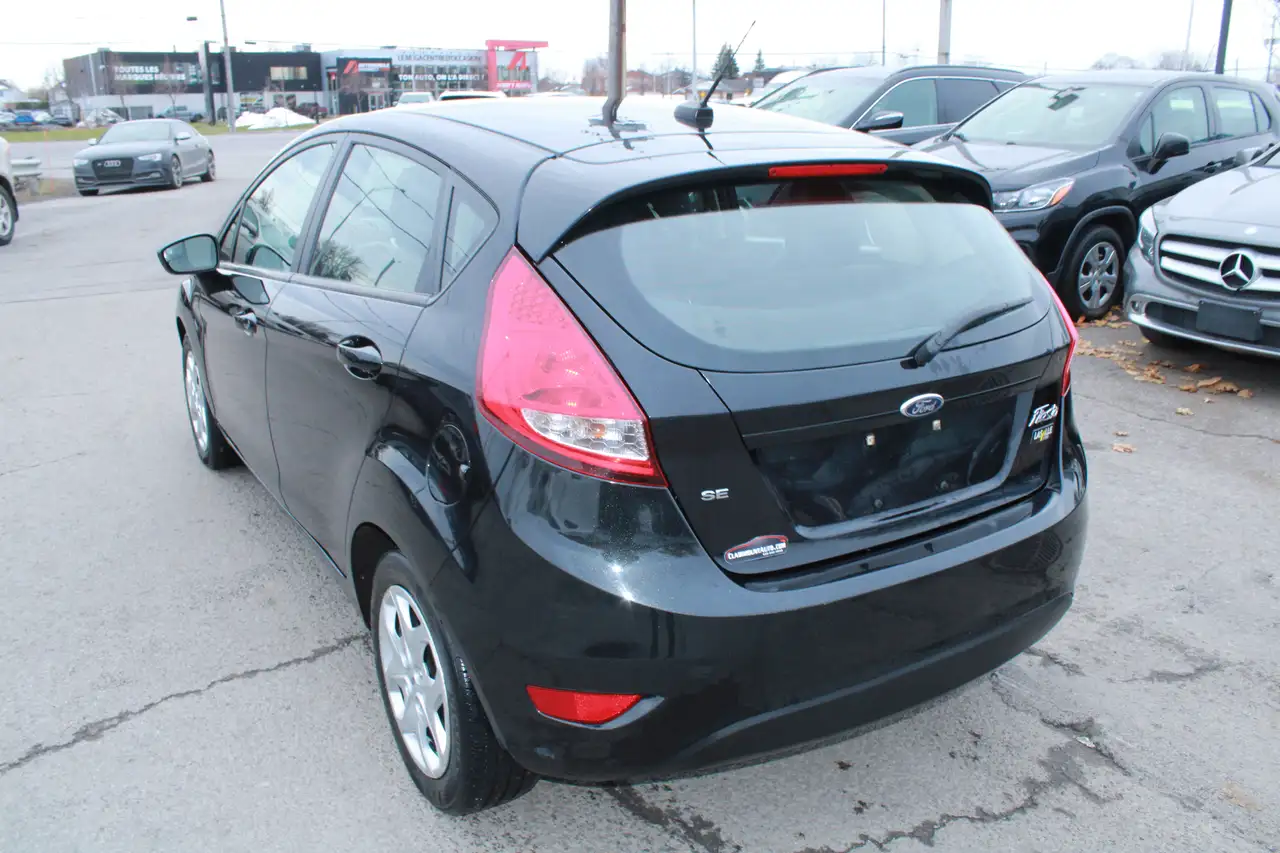 Ford Fiesta снимка Ford Fiesta