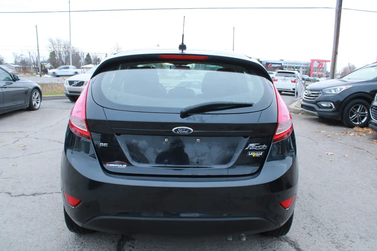 Ford Fiesta снимка Ford Fiesta