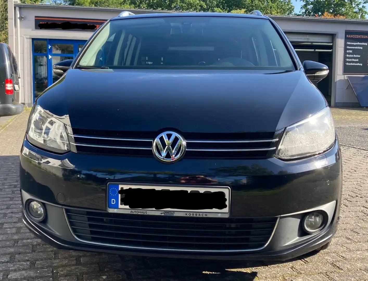 Volkswagen Touran Touran 1.4 TSI DSG Cup Schwarz - 2
