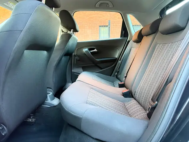 Volkswagen Polo view 13