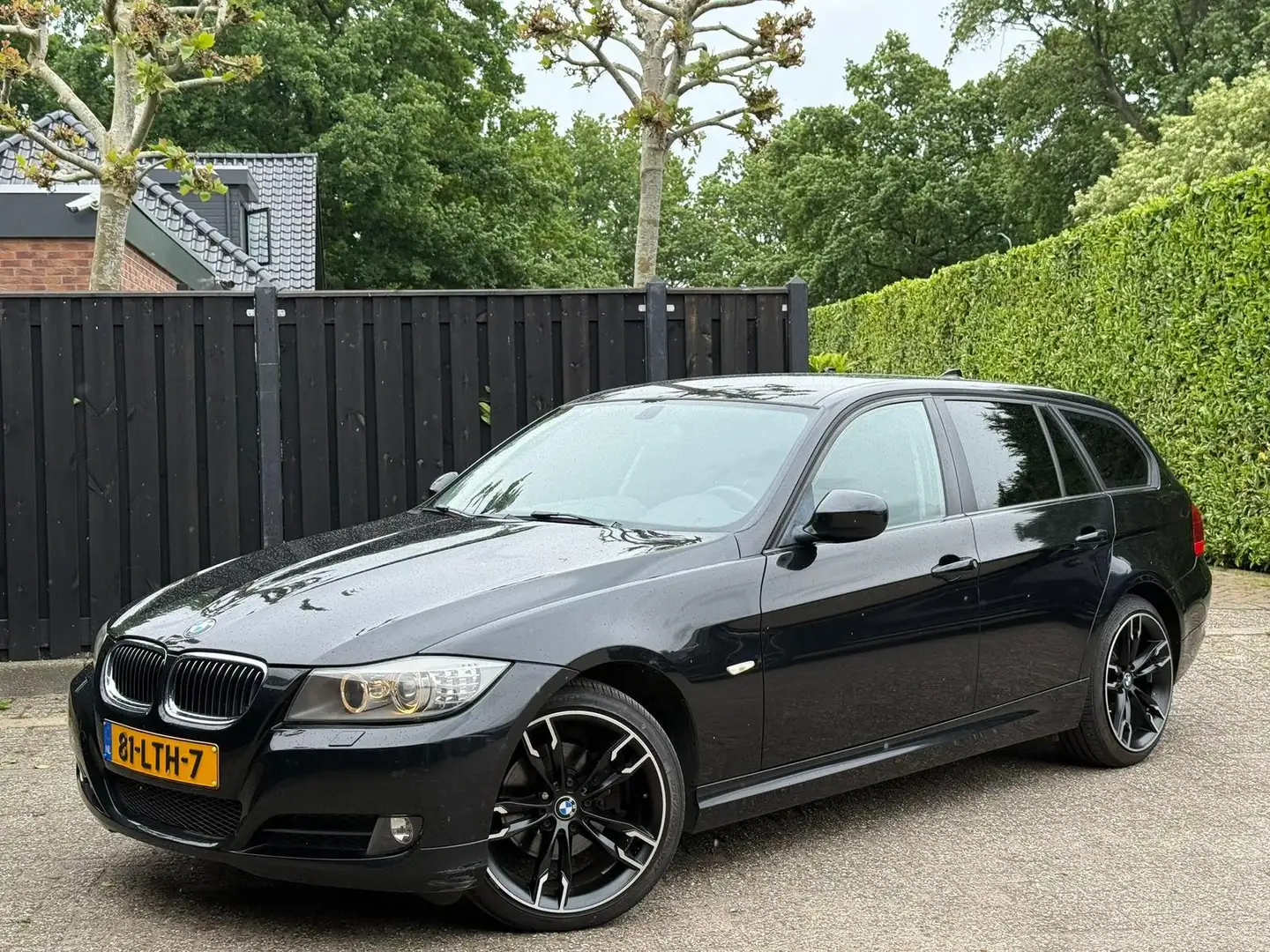 BMW 318 3-serie Touring 318i Business Line Noir - 1