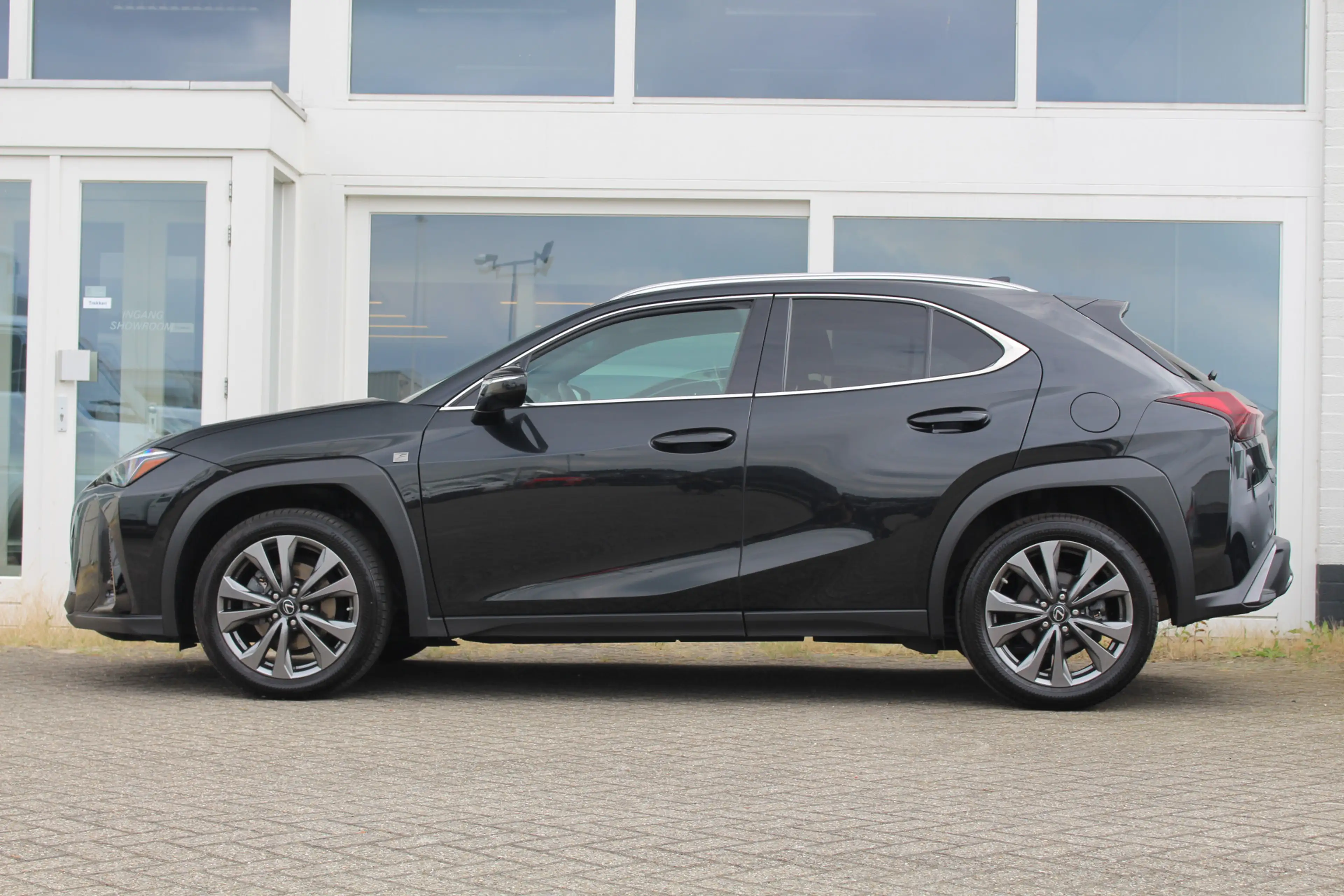 Lexus UX 250h Hybrid F-Sport Design I Leder I Applecarplay I Met — photo 12